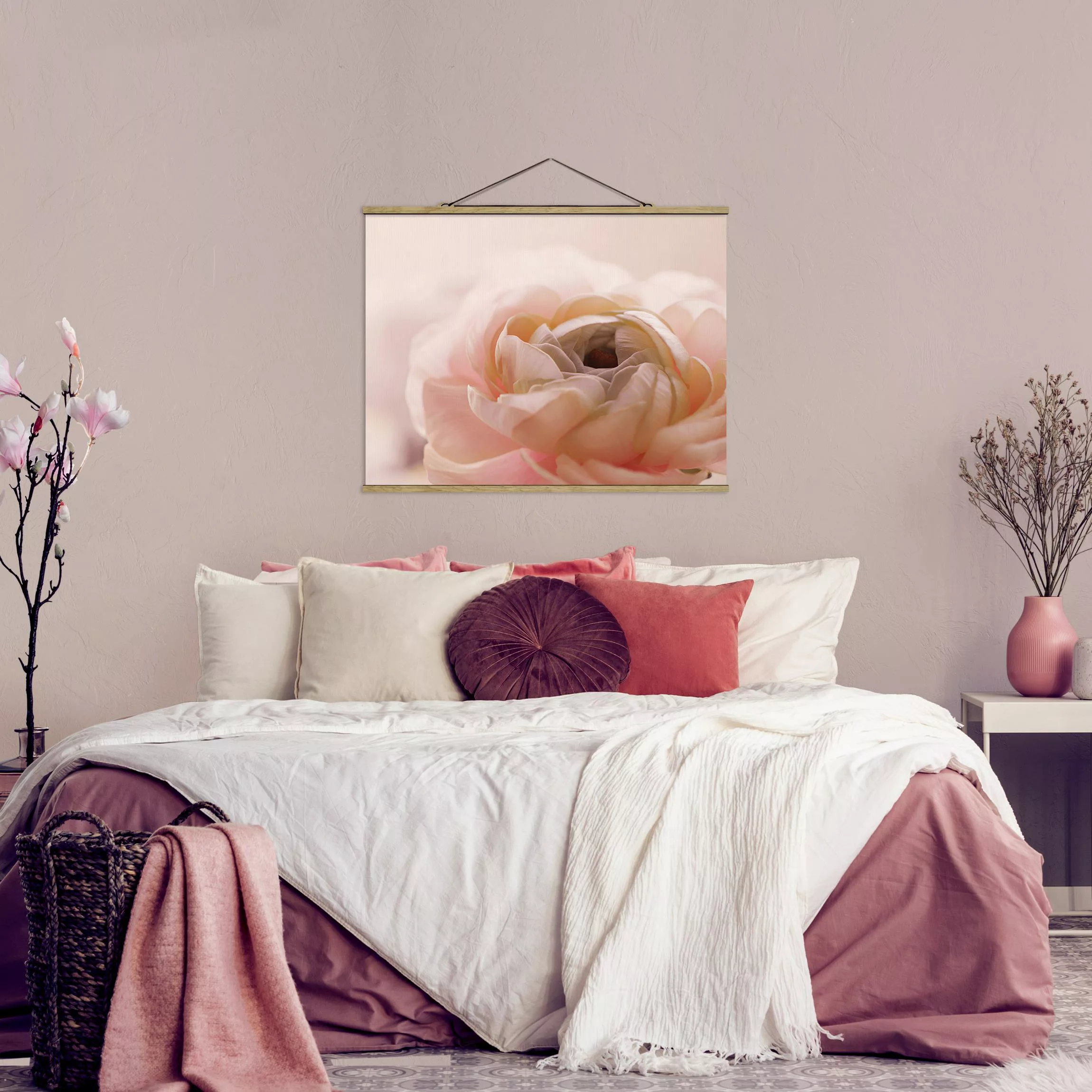 Stoffbild mit Posterleisten Rosa Blüte im Fokus günstig online kaufen