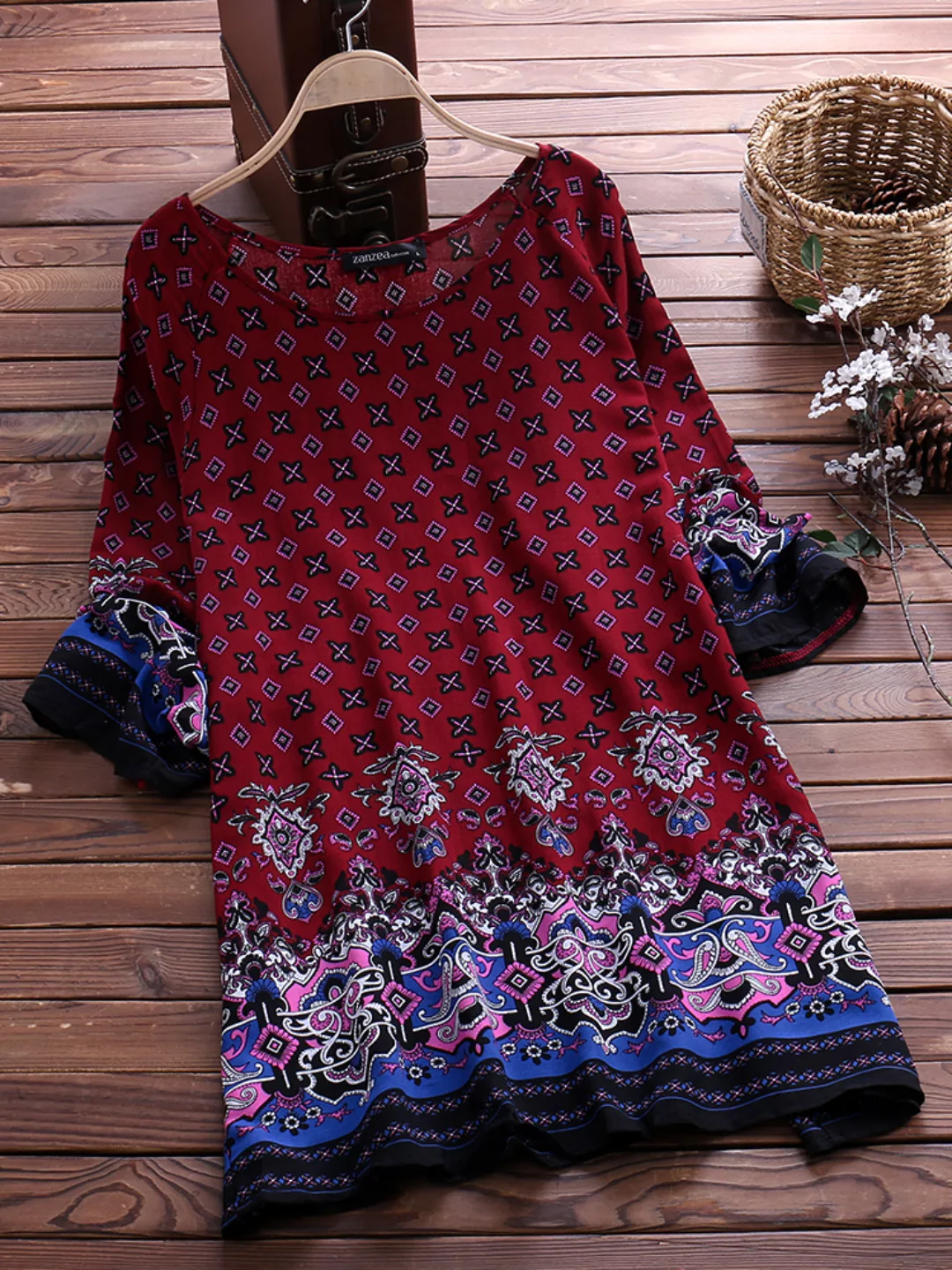 Damen Minikleid mit Barockdruck O-Ausschnitt im tribalen Stil günstig online kaufen