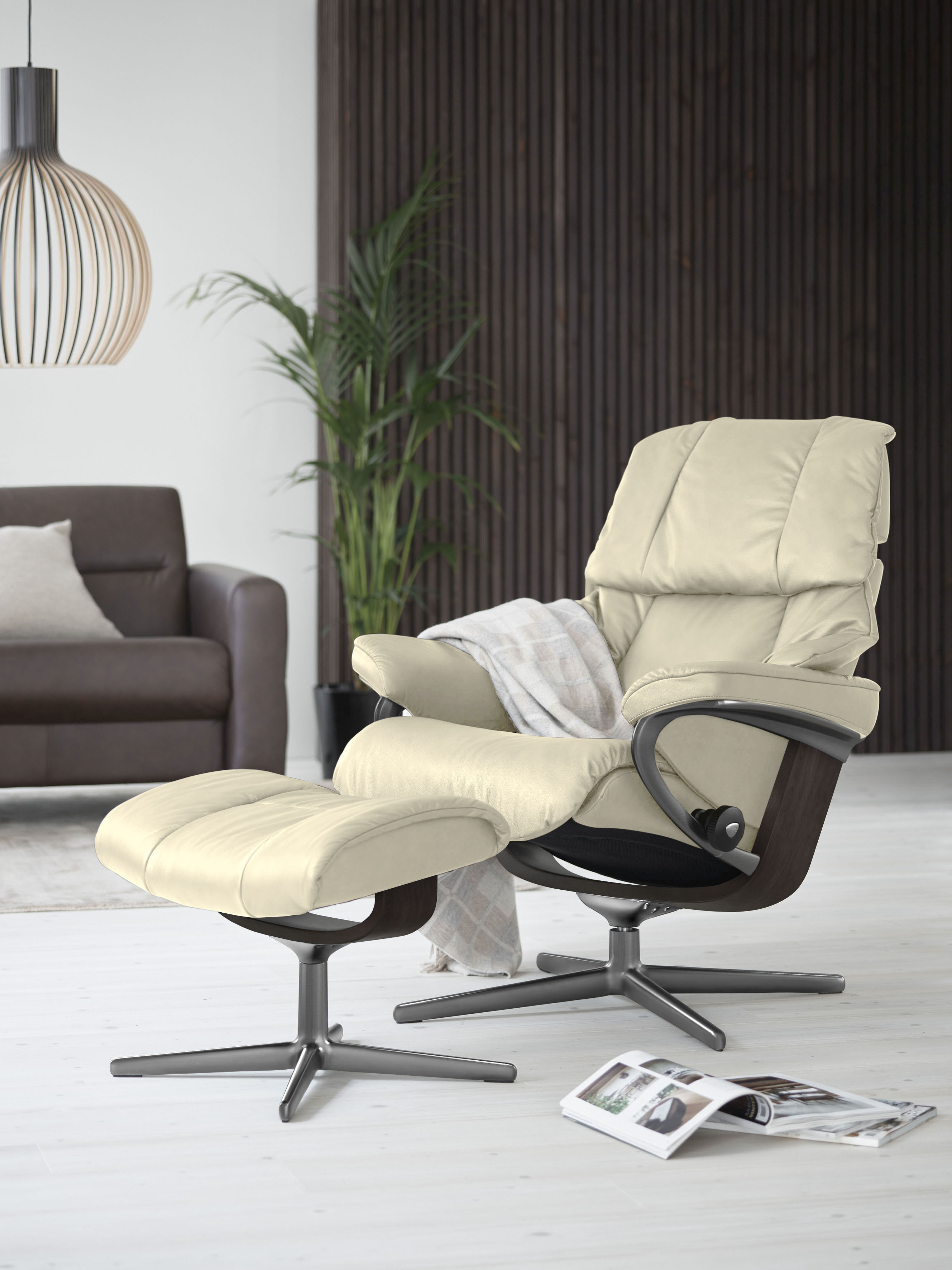 Stressless Relaxsessel "Reno", mit Cross Base, Größe S, M & L, Holzakzent W günstig online kaufen