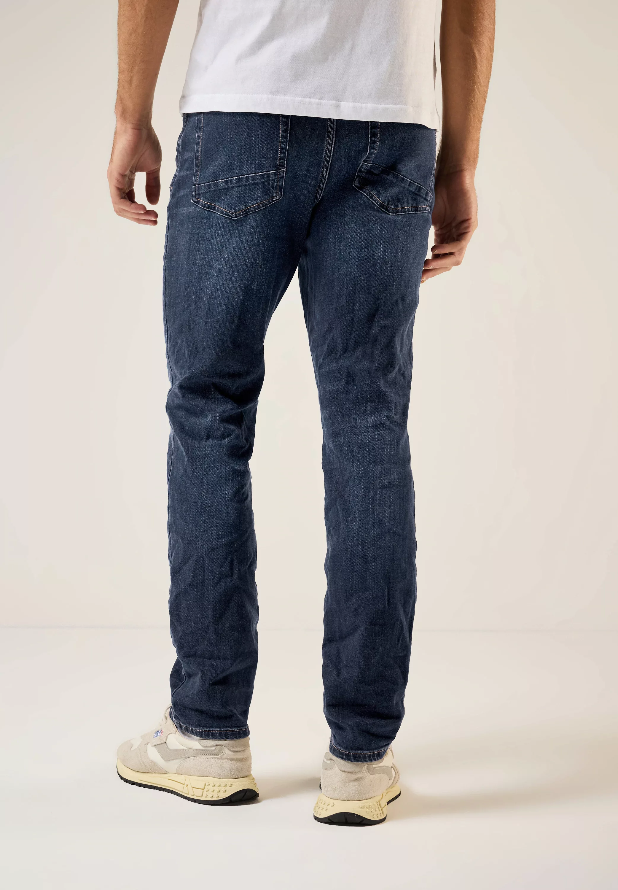 STREET ONE MEN Slim-fit-Jeans, in dunkelblauer Waschung günstig online kaufen