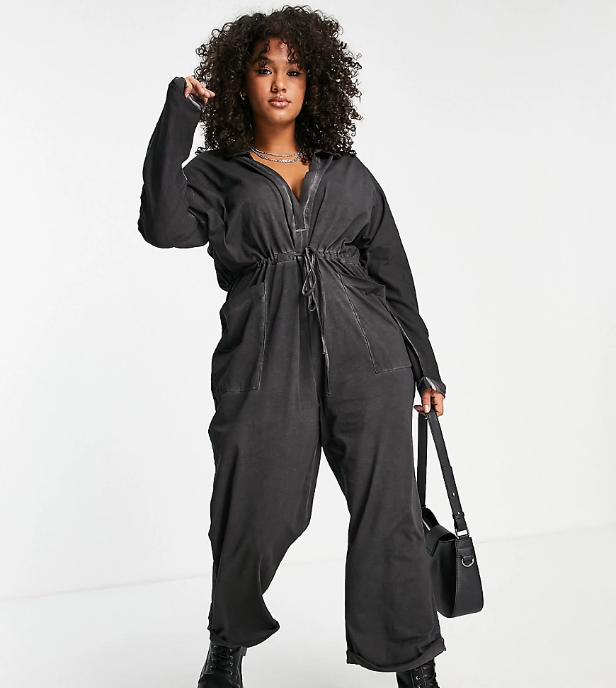 ASOS DESIGN Curve – Jumpsuit mit Kordelzug, V-Ausschnitt und Acid-Waschung- günstig online kaufen