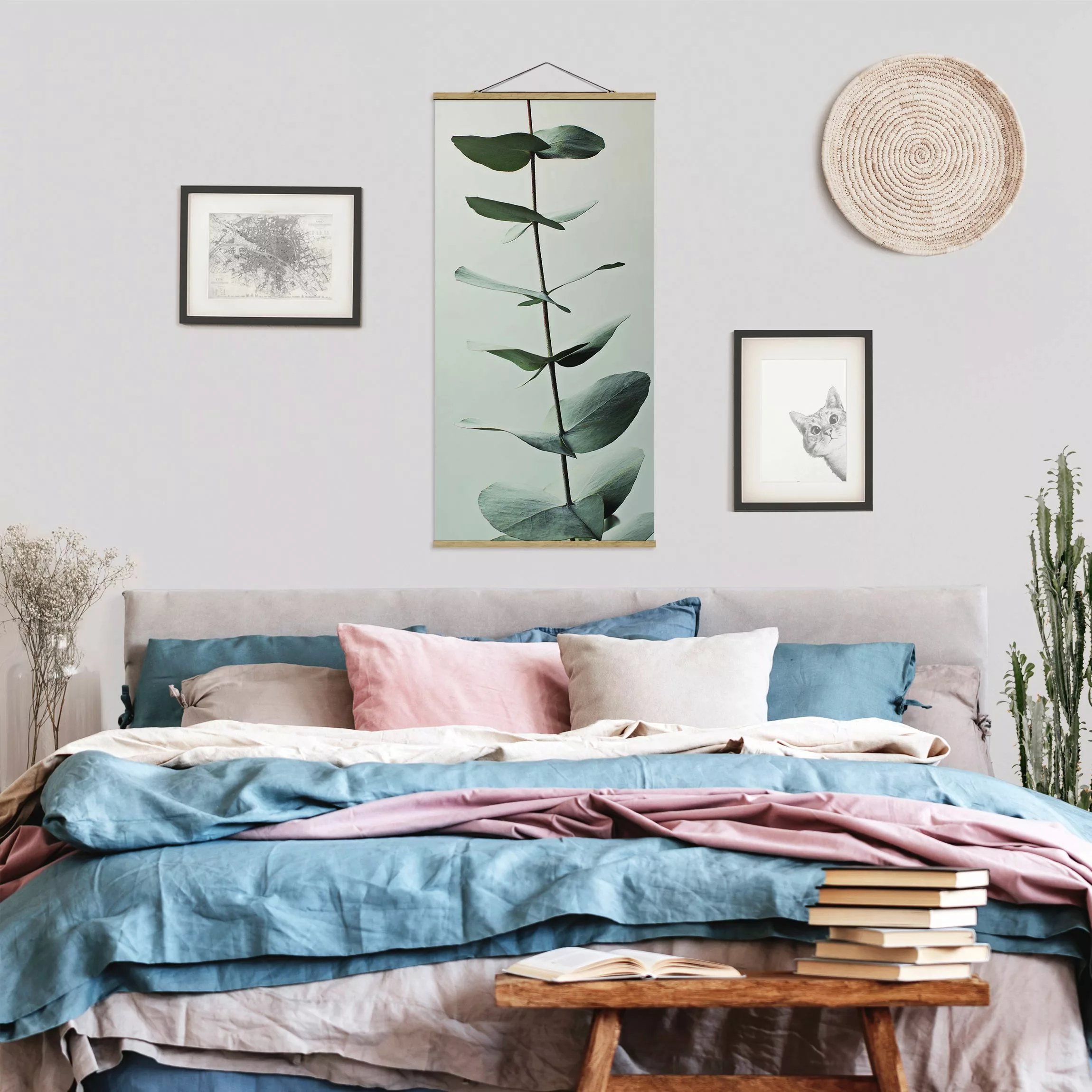Stoffbild mit Posterleisten Symmetrischer Eukalyptuszweig günstig online kaufen