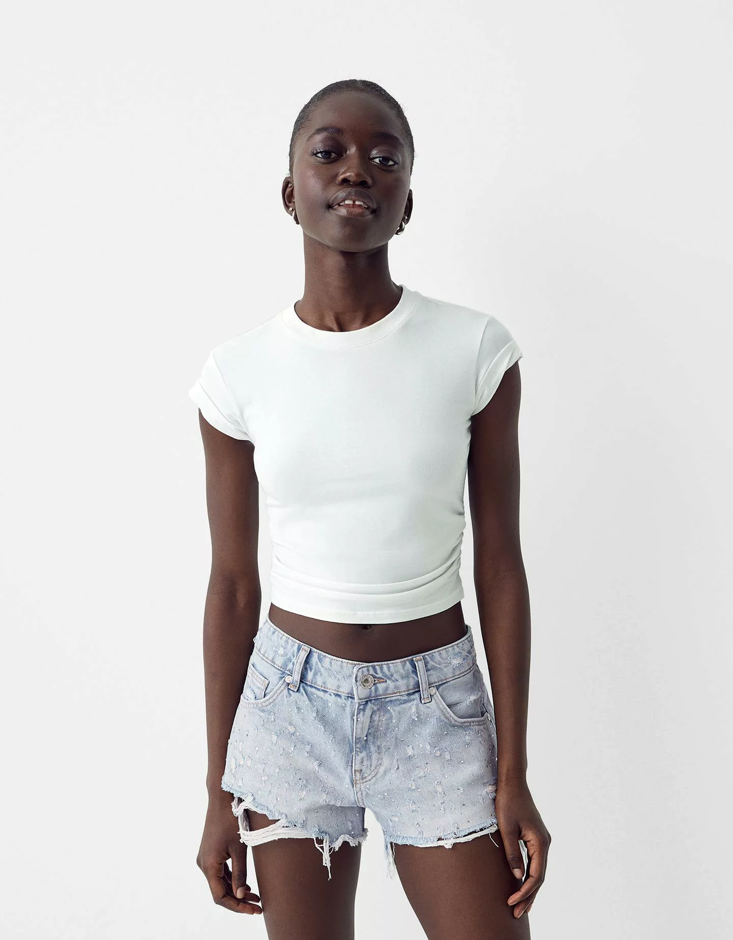 Bershka Denim-Shorts Mit Glanz Damen 40 Ausgewaschenes Blau günstig online kaufen