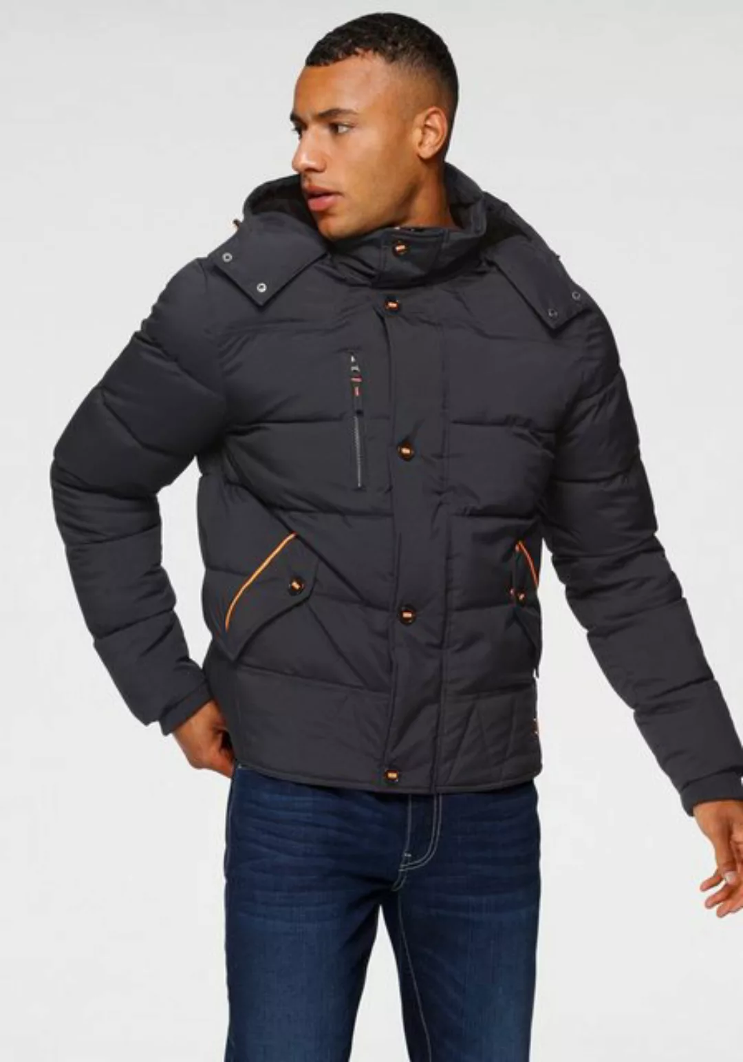 Bruno Banani Steppjacke mit vielen Details günstig online kaufen