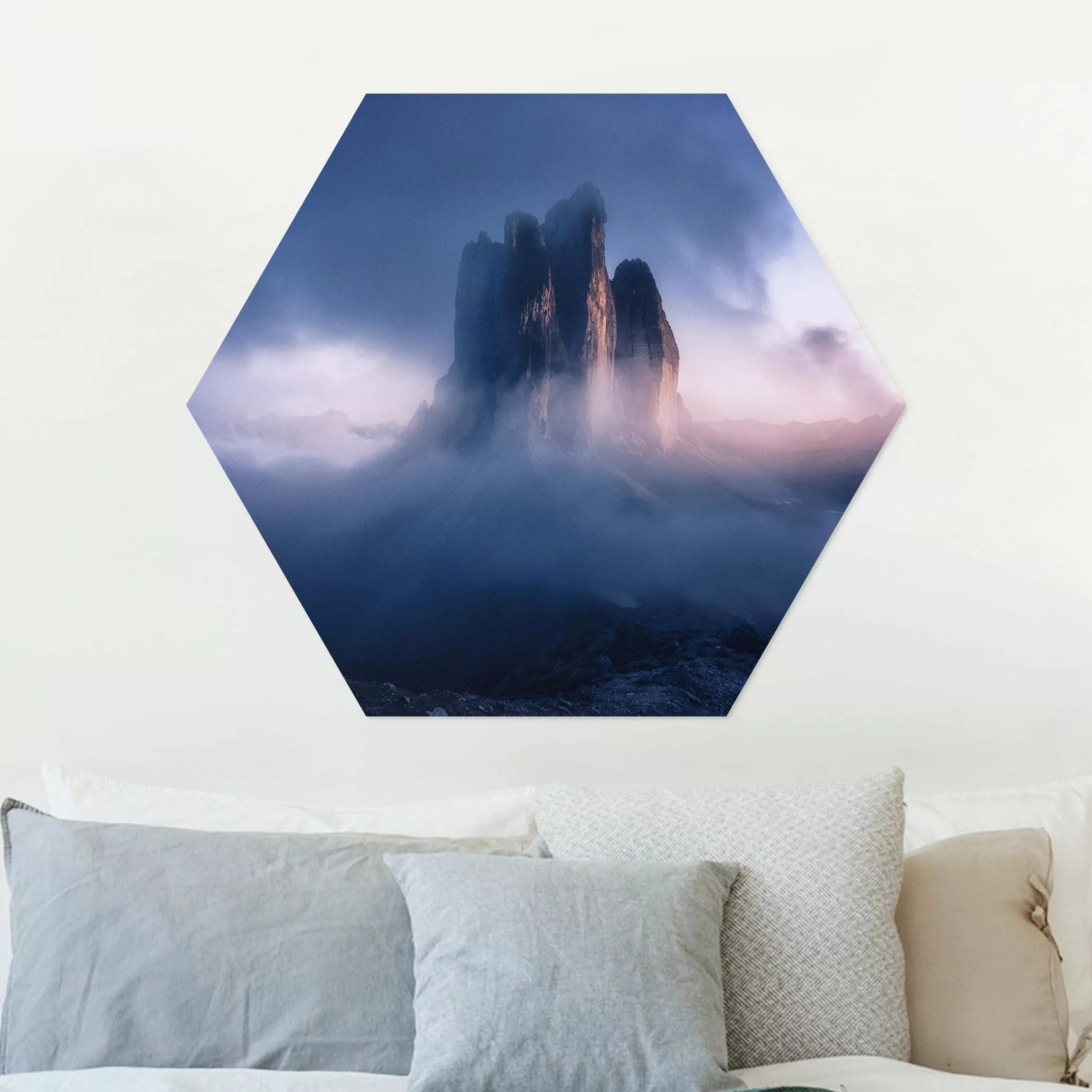 Hexagon-Alu-Dibond Bild Natur & Landschaft Drei Zinnen in blauem Licht günstig online kaufen