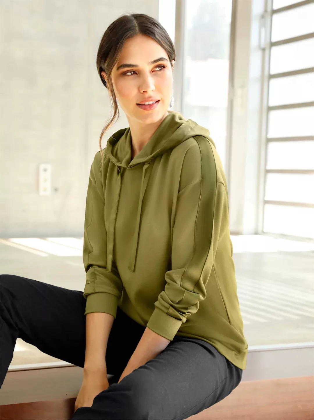 Classic Basics Sweatshirt günstig online kaufen