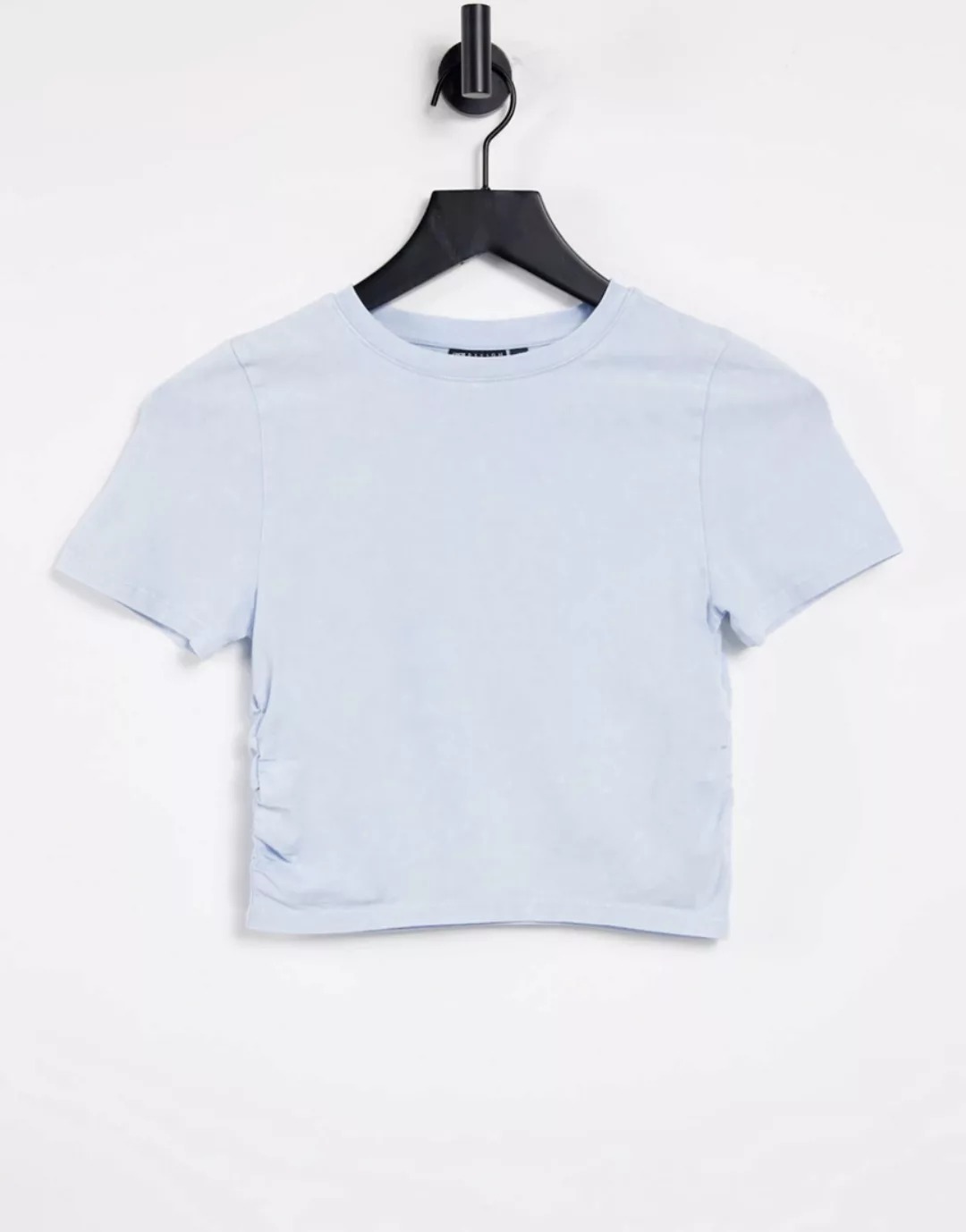 ASOS DESIGN – Kurz geschnittenes, figurbetontes T-Shirt mit gerafften Seite günstig online kaufen