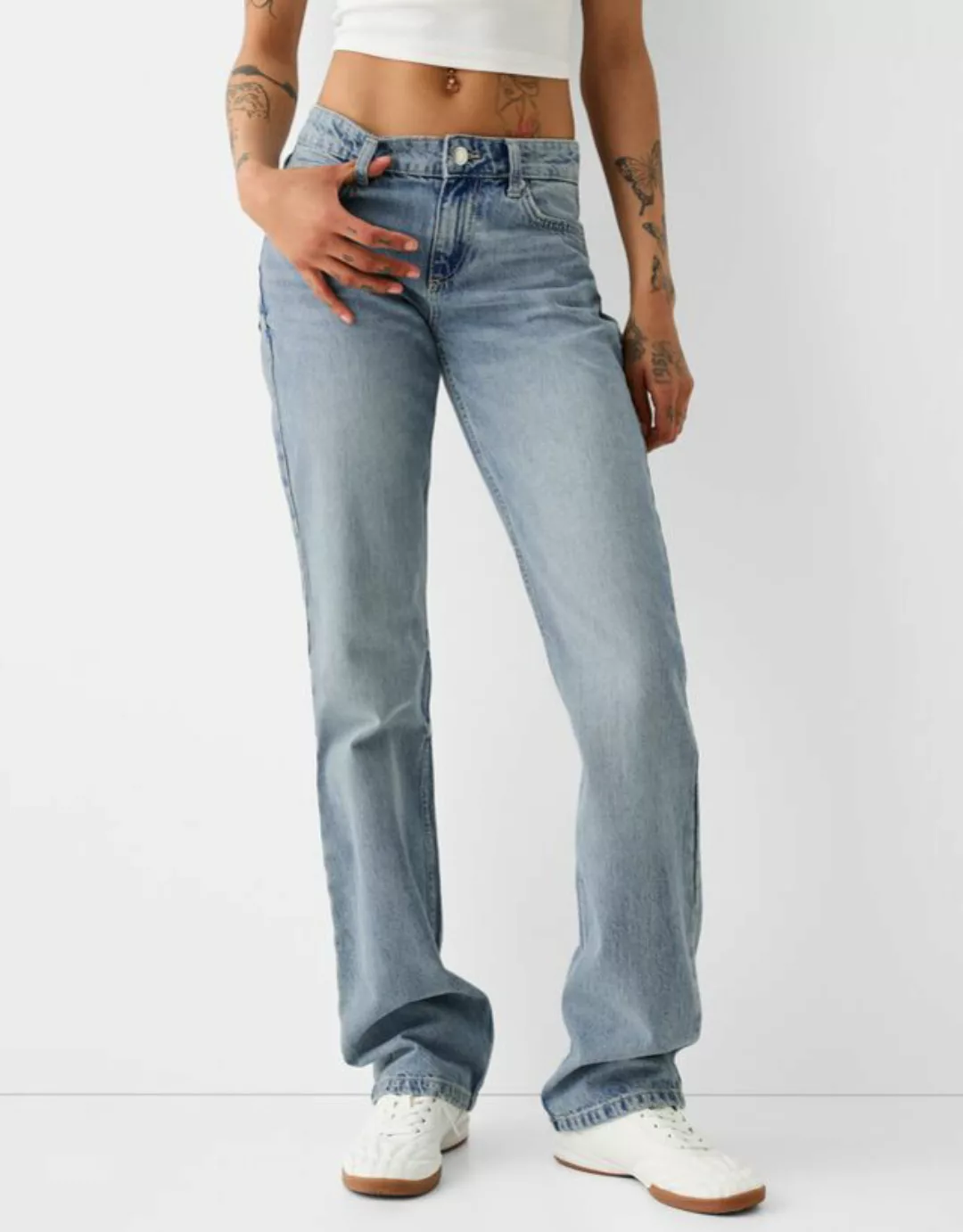 Bershka Jeans Im Straight-Fit Mit Tiefem Bund Damen 42 Ausgewaschenes Blau günstig online kaufen