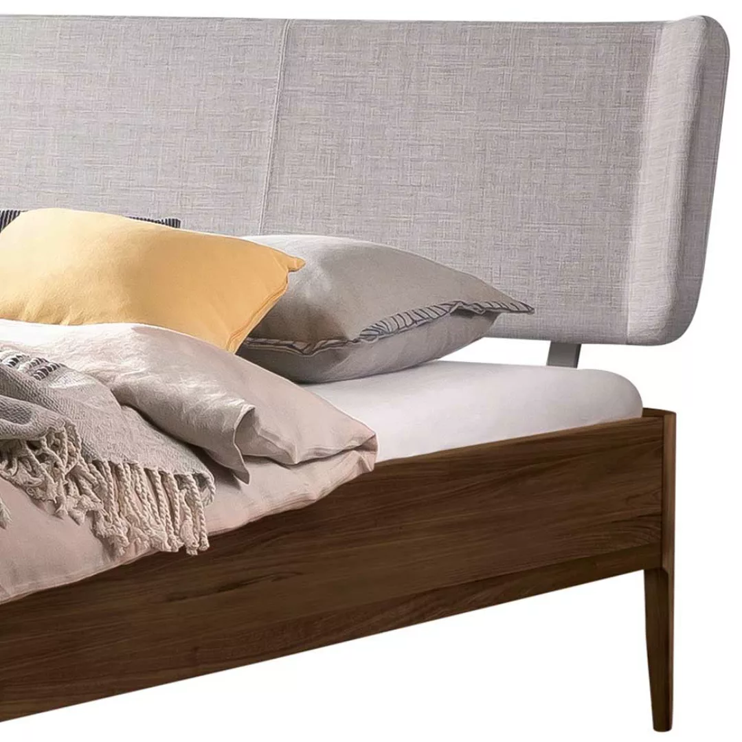 Bett Nussbaum geölt 140x200 in modernem Design 216 cm tief günstig online kaufen