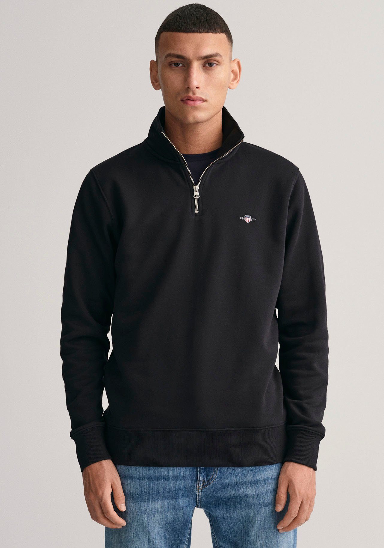 Gant Sweatshirt "REG SHIELD HALF ZIP SWEAT", mit Logostickerei auf der Brus günstig online kaufen