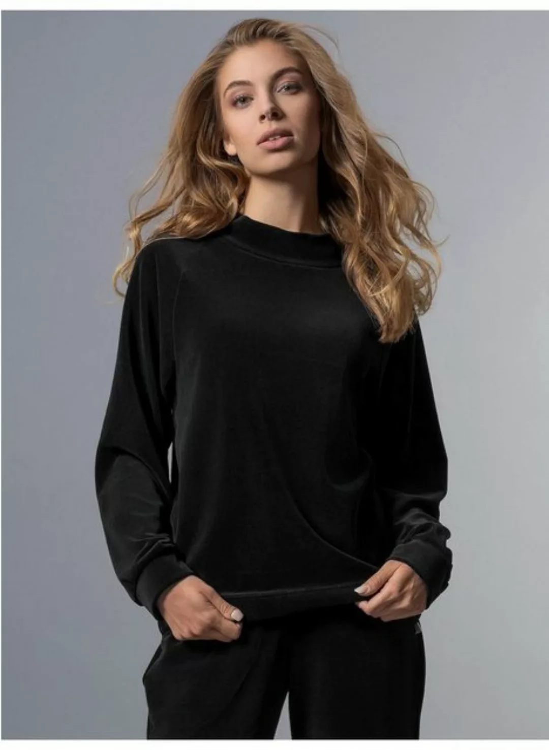 Trigema Sweatshirt TRIGEMA Nicki Pullover mit Kordelzug günstig online kaufen