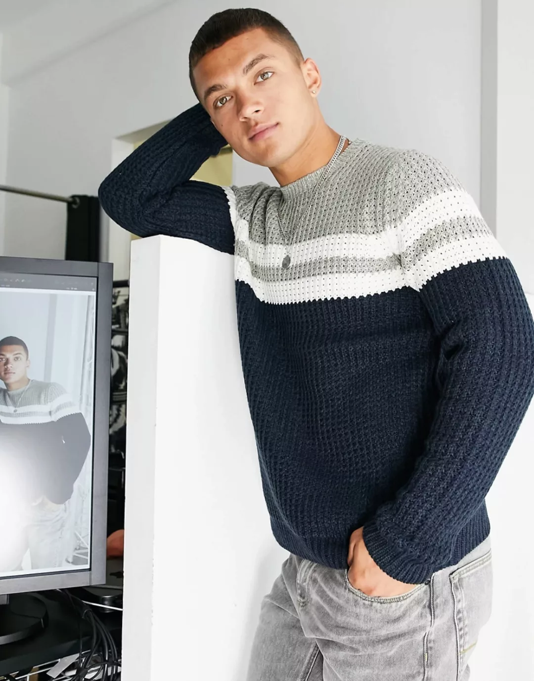 Only & Sons – Strukturierte Pullover mit Bruststreifen in Marineblau und Gr günstig online kaufen