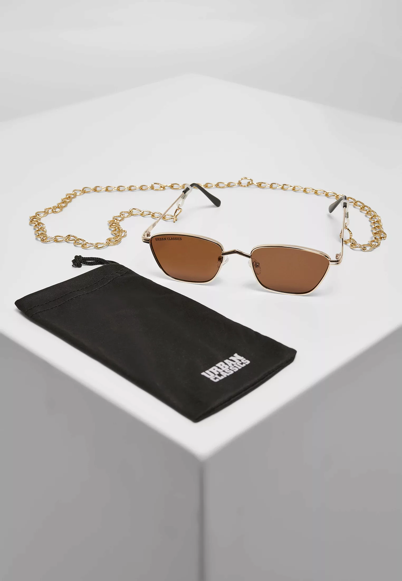 URBAN CLASSICS Sonnenbrille "Unisex Sunglasses Kalymnos With Chain" günstig online kaufen