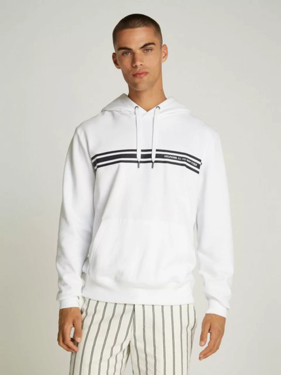 Tommy Hilfiger Kapuzensweatshirt CENTRAL CHEST STRIPE HOODY mit kontrastfar günstig online kaufen