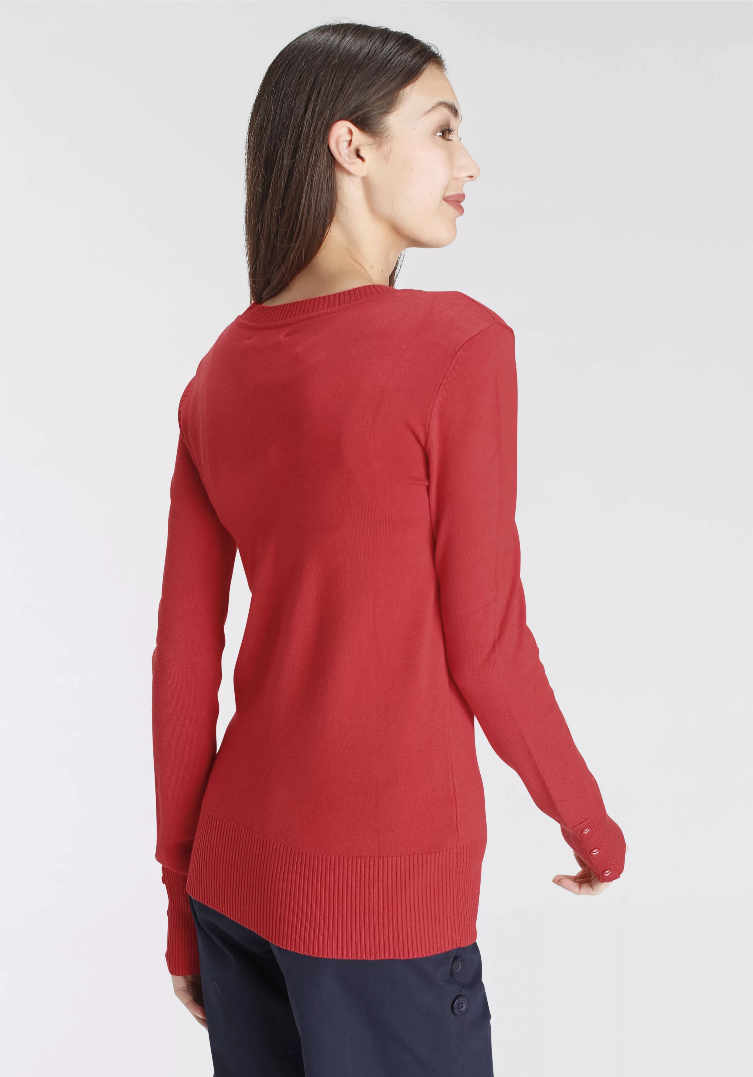 DELMAO V-Ausschnitt-Pullover mit kleinem Logodruck auf der Brust - NEUE MAR günstig online kaufen