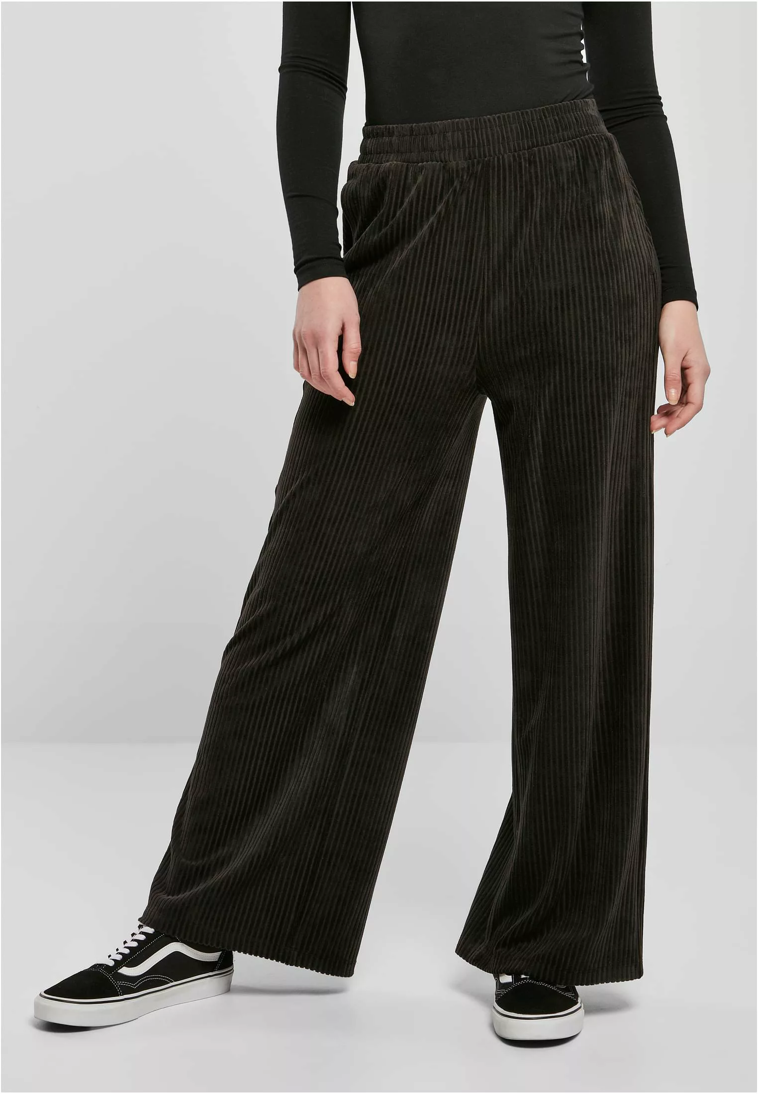 URBAN CLASSICS Jerseyhose "Damen Ladies Synthetic Leather Flared Pants", (1 günstig online kaufen