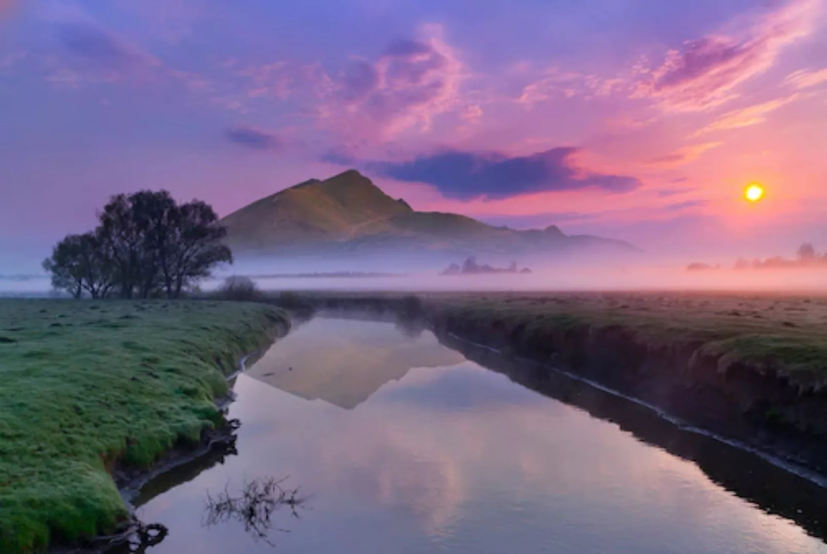 Papermoon Fototapete »Fluss durch Landschaft« günstig online kaufen