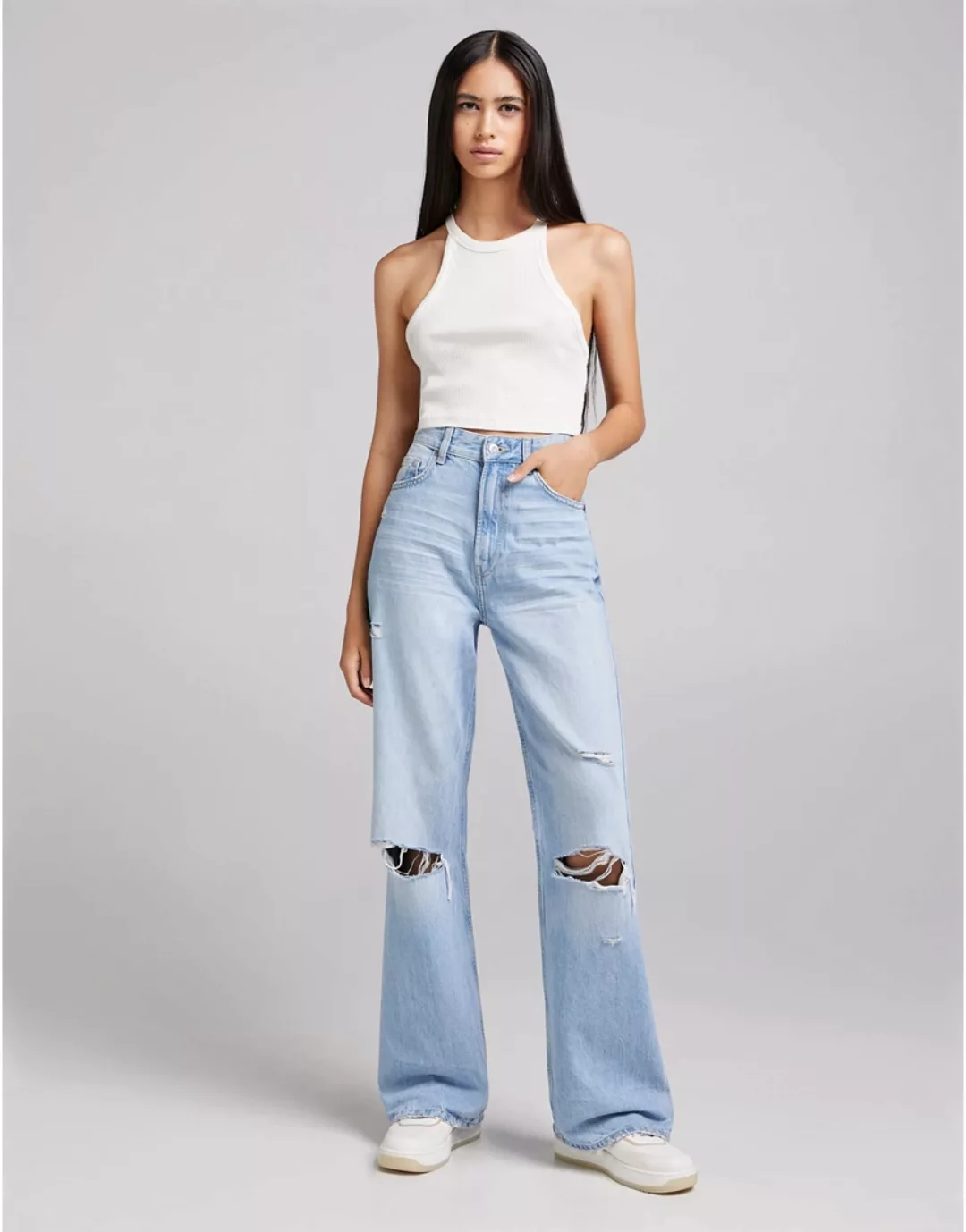 Bershka – Straight Jeans im Stil der 90er in Vintageblau günstig online kaufen