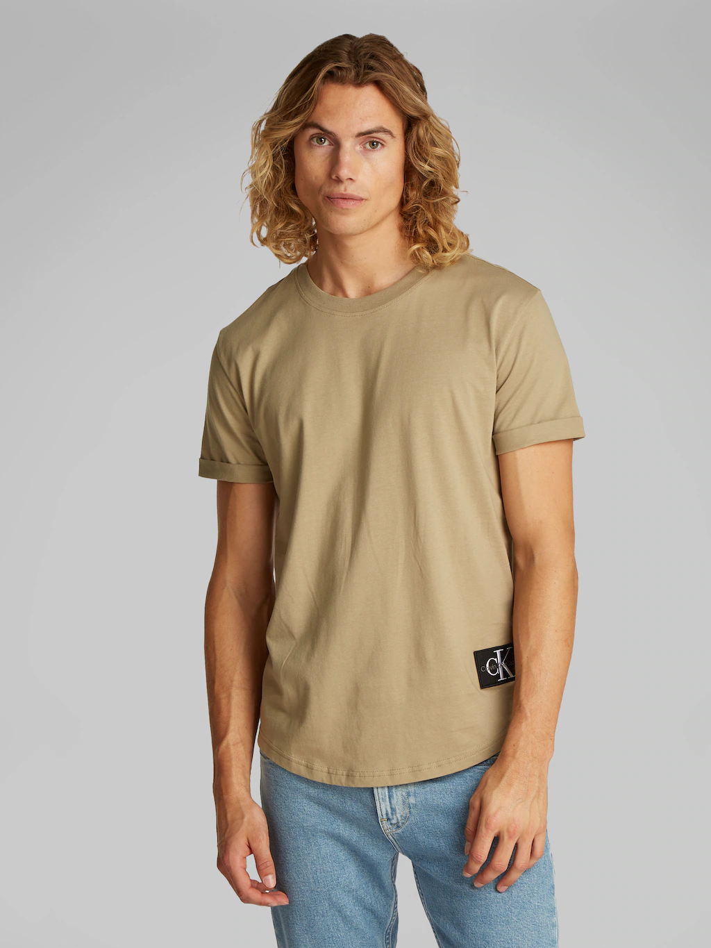 Calvin Klein Jeans T-Shirt "BADGE TURN UP SLEEVE", mit Logopatch günstig online kaufen