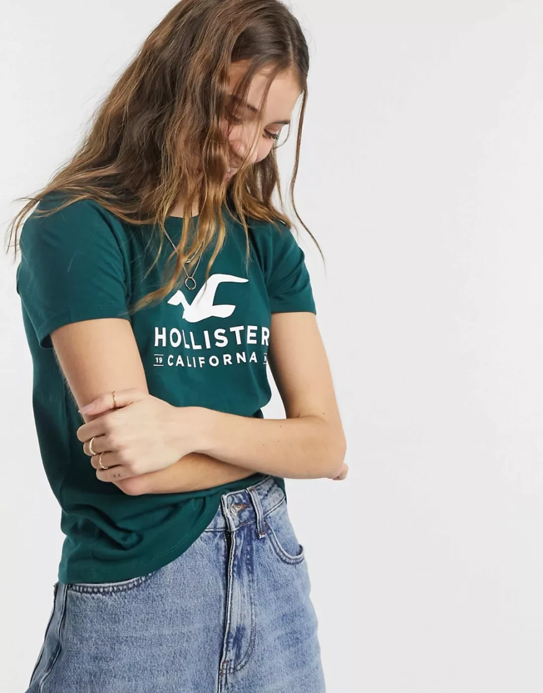 Hollister – Grünes T-Shirt mit Logo vorne günstig online kaufen