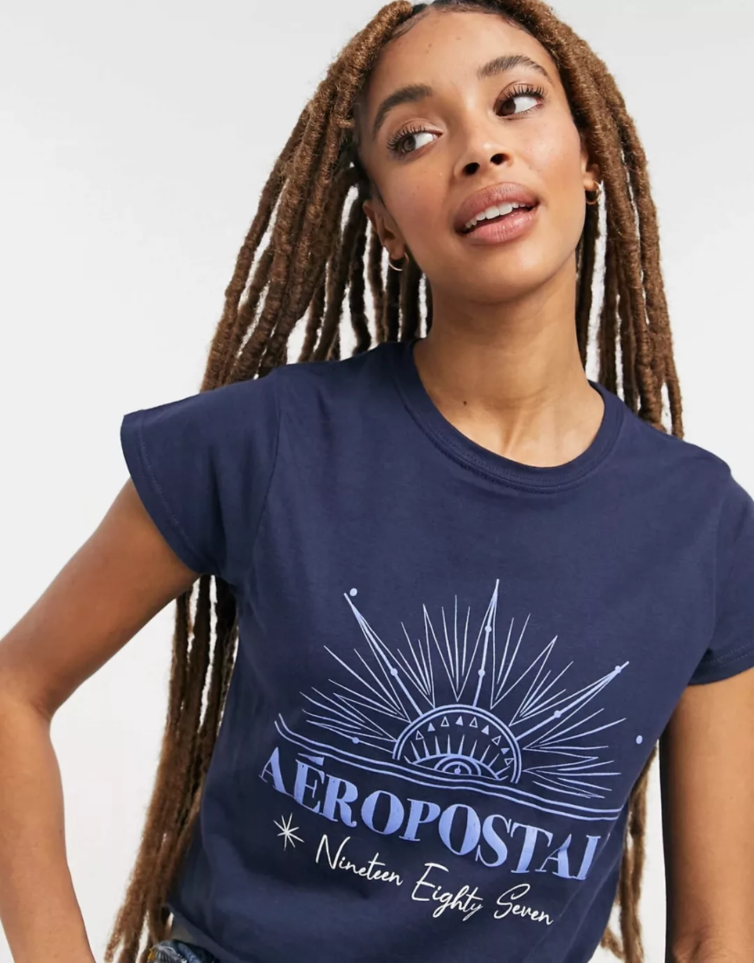Aeropostale – Weiches T-Shirt in Marineblau mit kurzem Schnitt und Grafik m günstig online kaufen