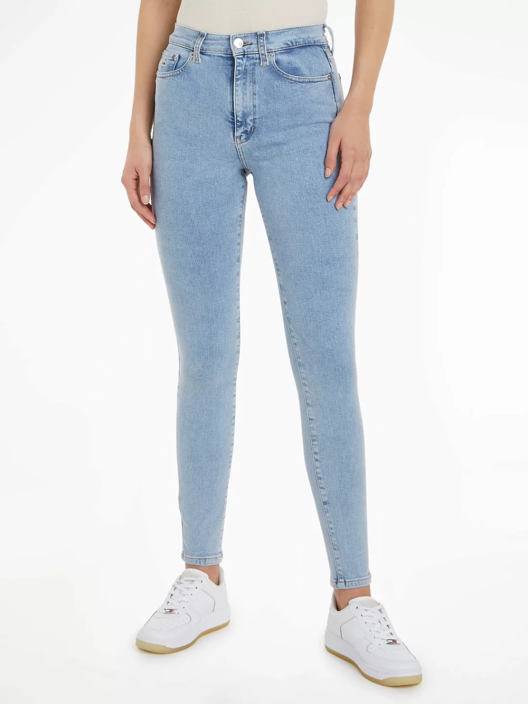 Tommy Jeans Bequeme Jeans Sylvia mit Ledermarkenlabel günstig online kaufen