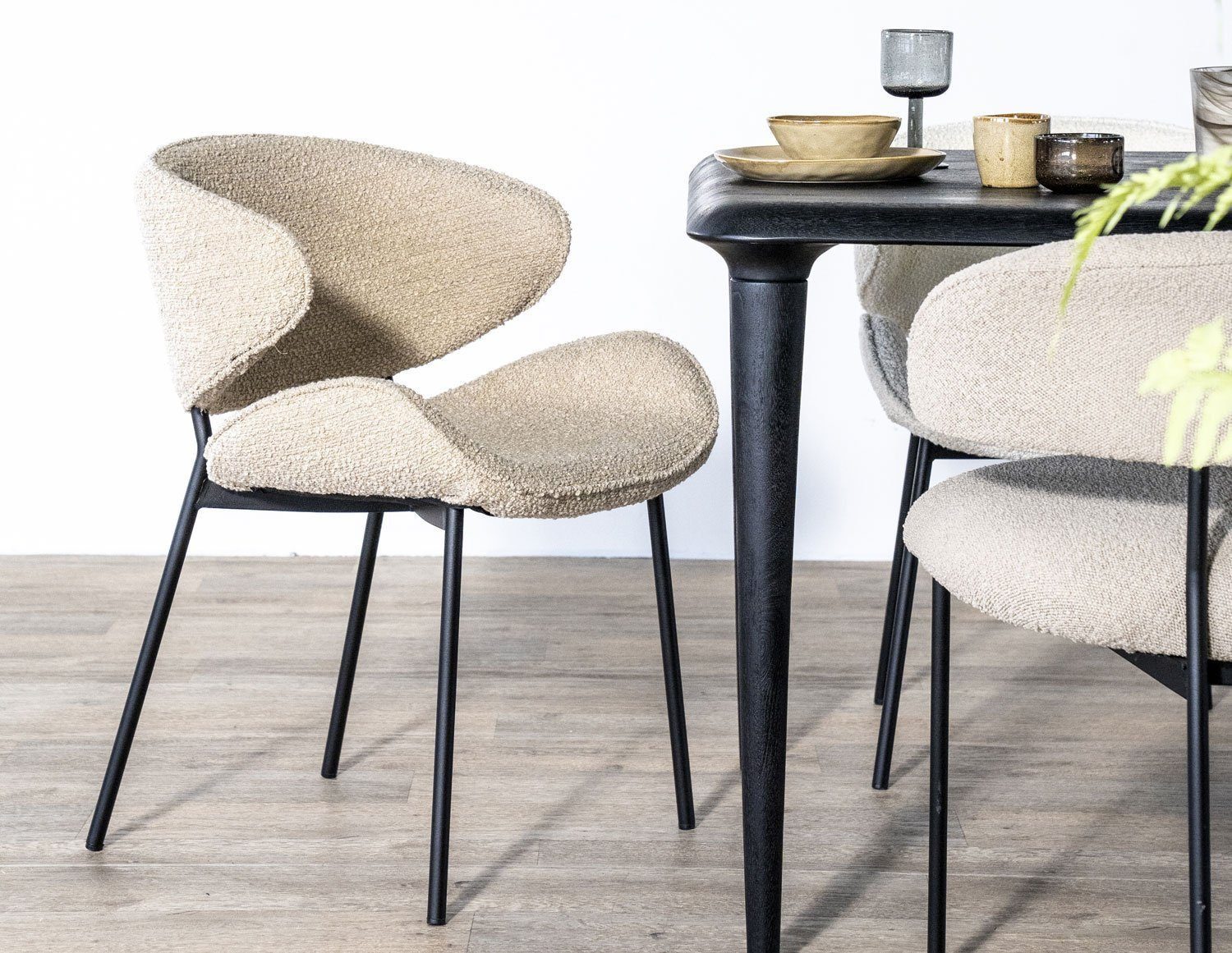 Maison ESTO Esszimmerstuhl ALENA Vierfußstuhl Bouclé günstig online kaufen