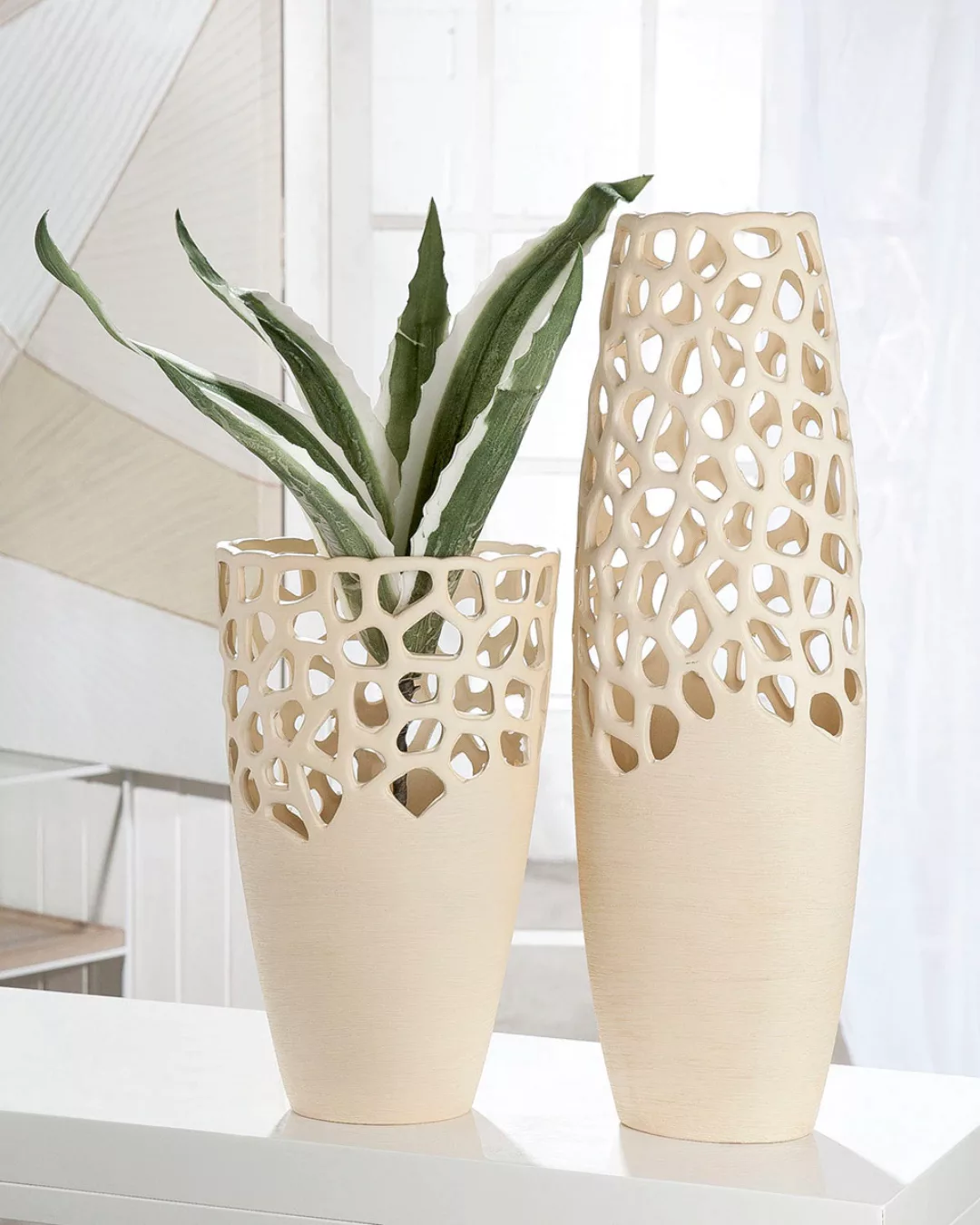 GILDE Tischvase »Bologna, Dekovase mit Cut-Outs«, (1 St.), Vase aus Keramik günstig online kaufen
