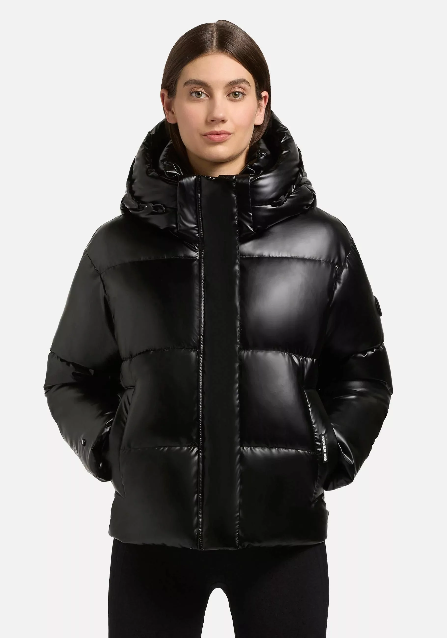 khujo Steppjacke "Devina Shiny-YM", mit Kapuze, glänzende kurze Winterjacke günstig online kaufen