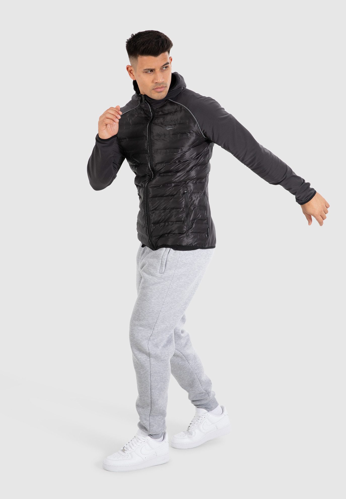 Smilodox Outdoorjacke Matteo, Trainingsjacke mit Kapuze günstig online kaufen