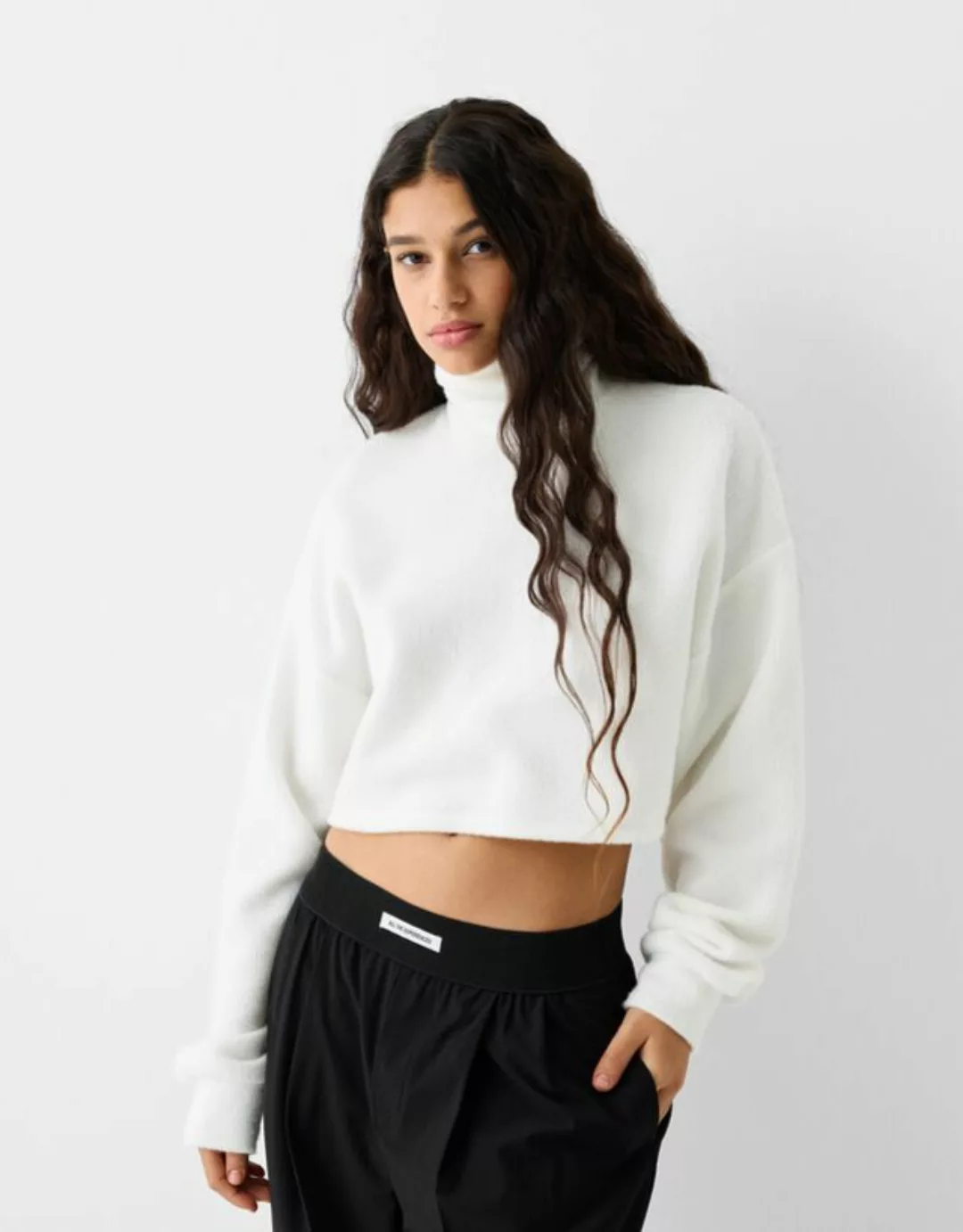 Bershka Cropped-Pullover Mit Rollkragen Damen S Grbrochenes Weiss günstig online kaufen