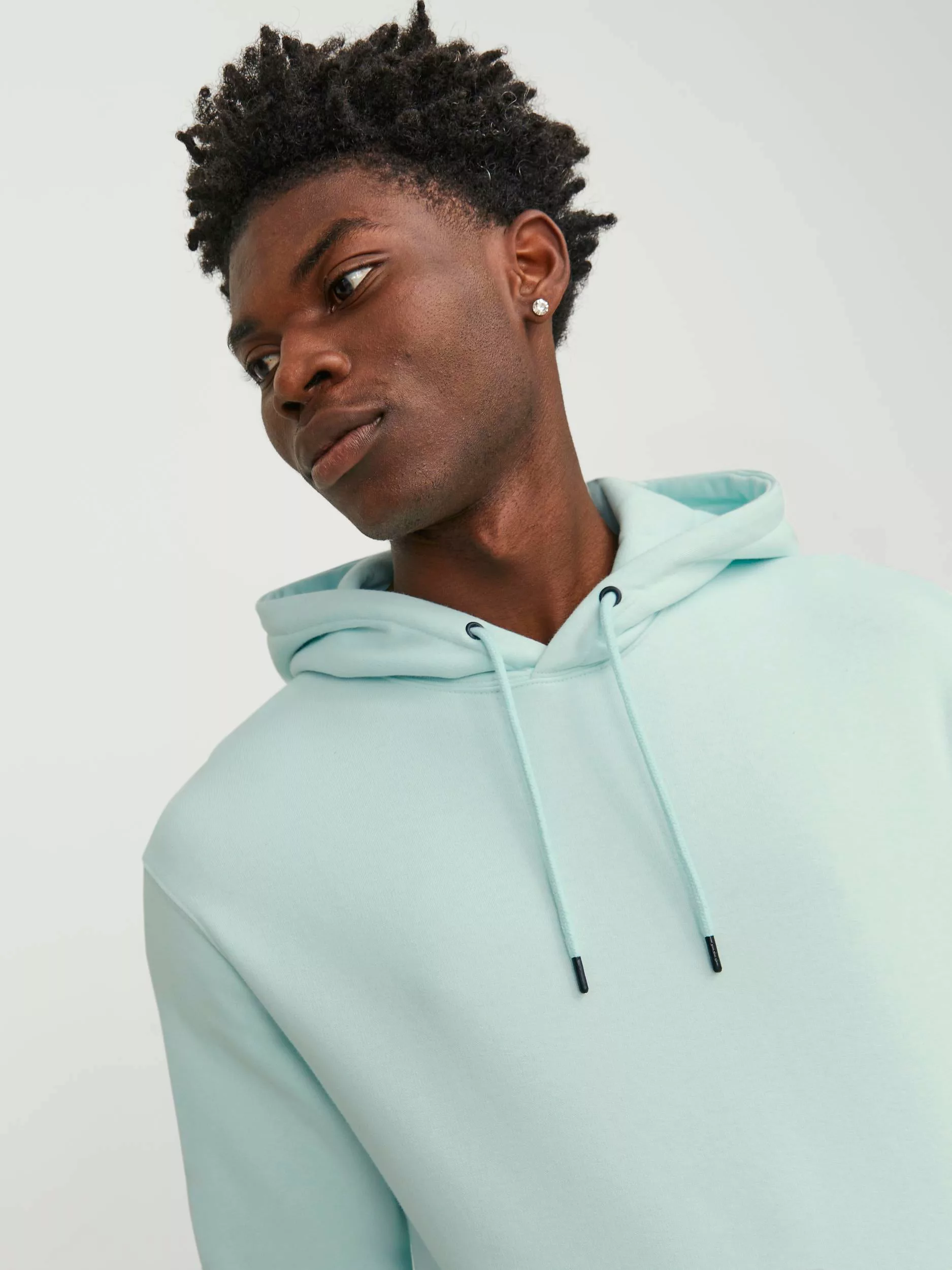 Jack & Jones Kapuzensweatshirt JJESTAR BASIC SWEAT HOOD NOOS mit Rippbündch günstig online kaufen