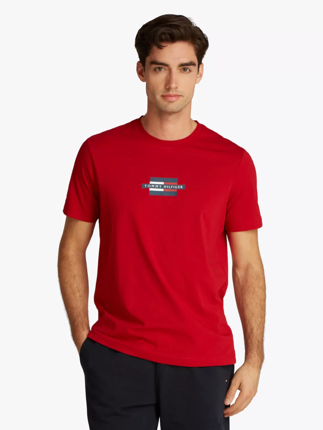 Tommy Hilfiger Kurzarmshirt "FLAG BOX TEE", Mit Rundhalsausschnitt günstig online kaufen