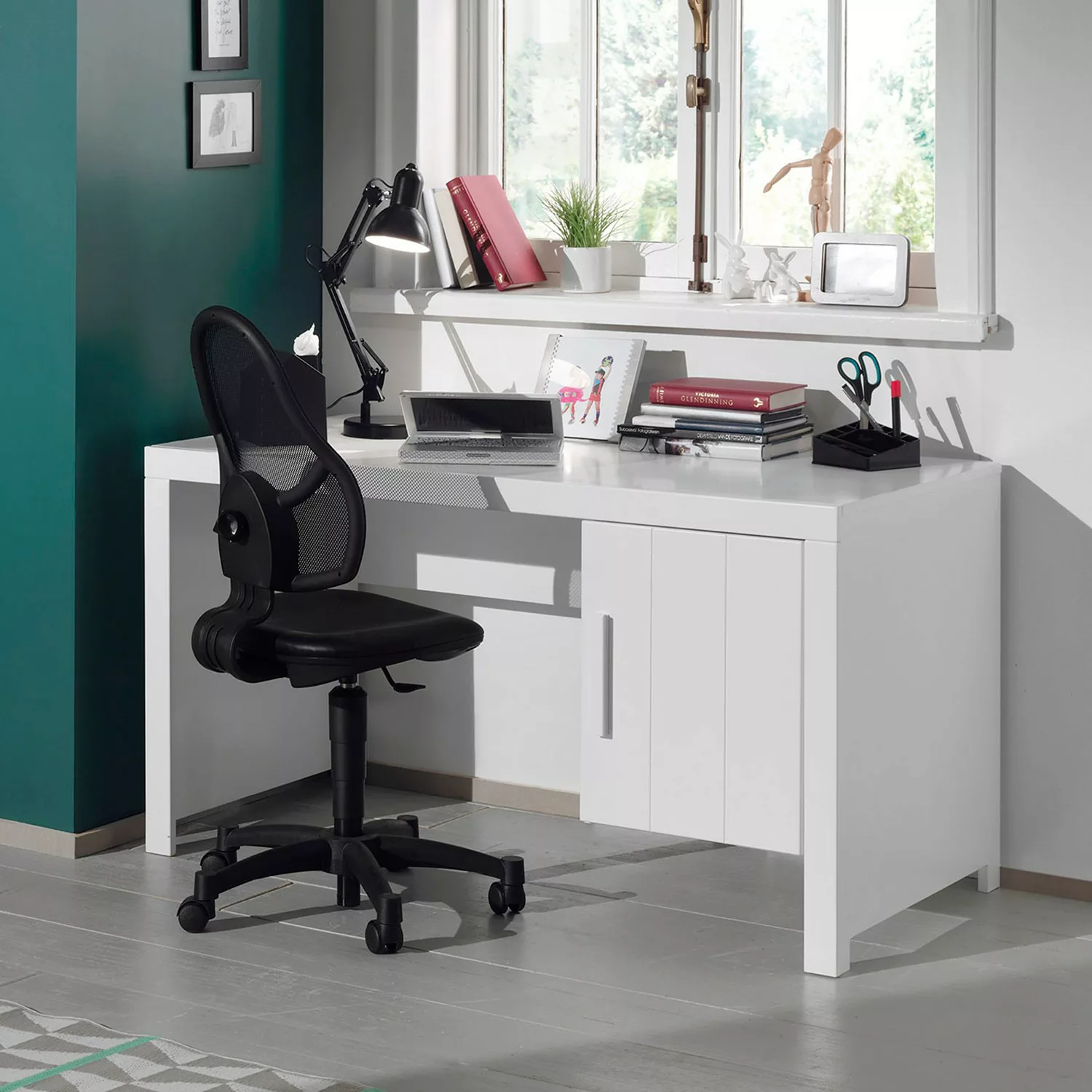 Vipack Schreibtisch "Erik", (Made in Europe), mit großer Arbeitsfläche und günstig online kaufen