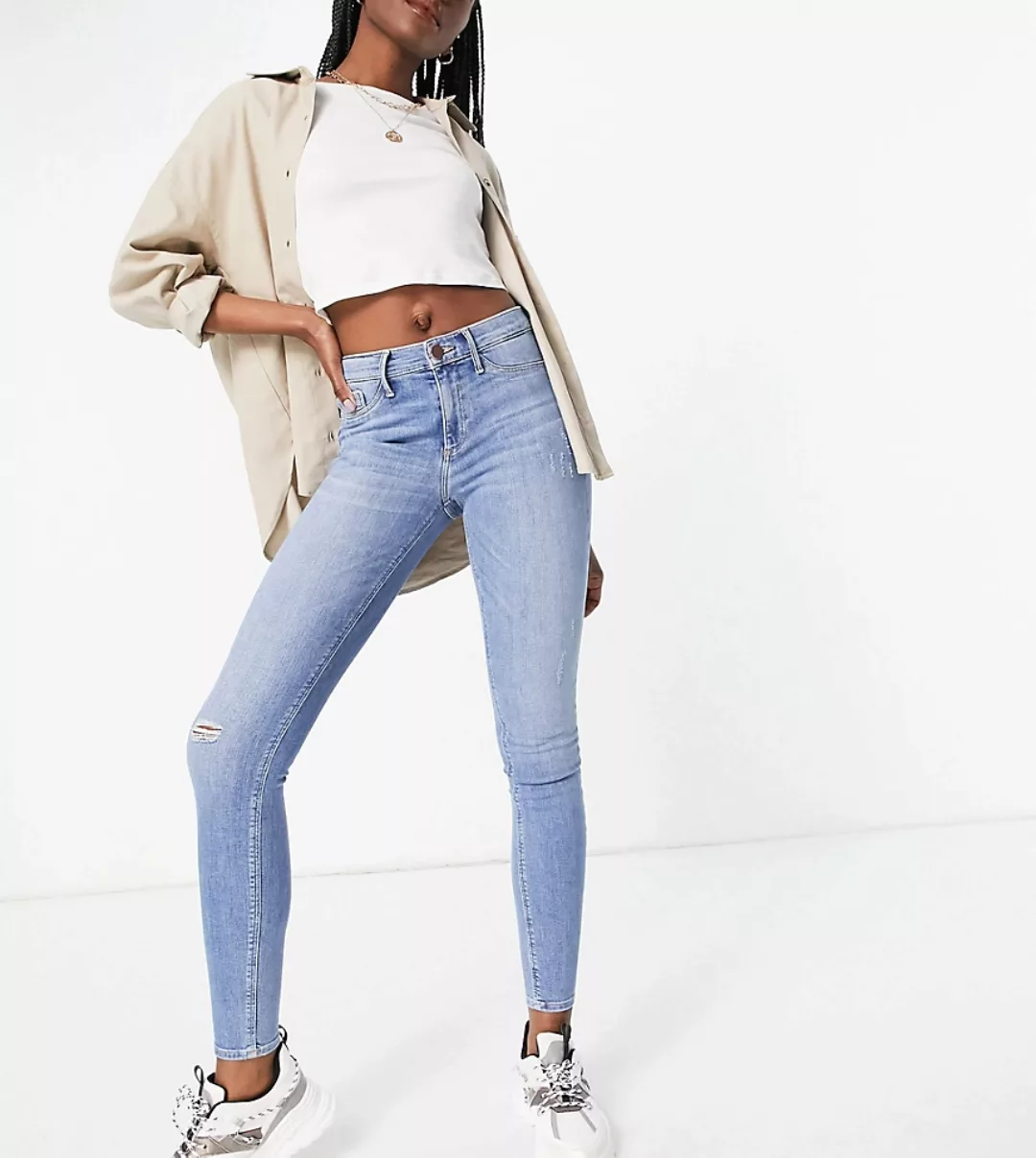 River Island Tall – Molly – Jeans mit engem Schnitt in mittelblauer Waschun günstig online kaufen