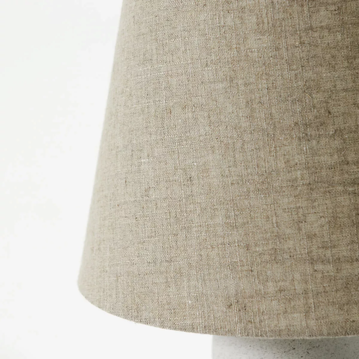 Tischlampe Orga aus Zement in Grau und Leinen in Beige günstig online kaufen