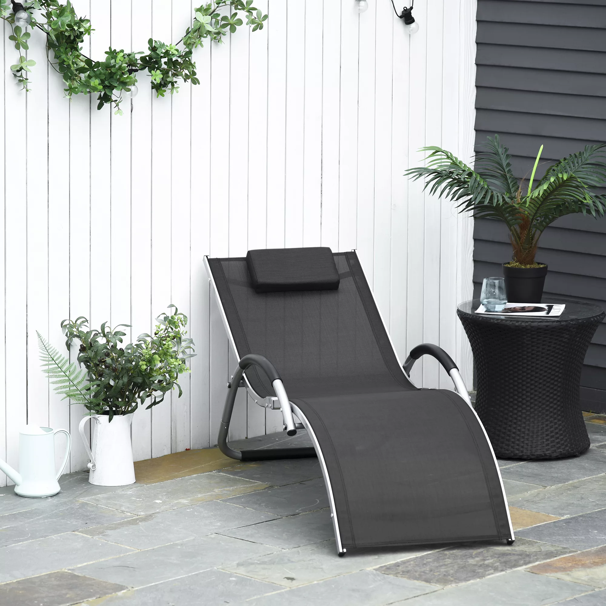Outsunny Gartenliegen mit Kissen Sonnenliege Relaxliege ergonomisch Alumini günstig online kaufen