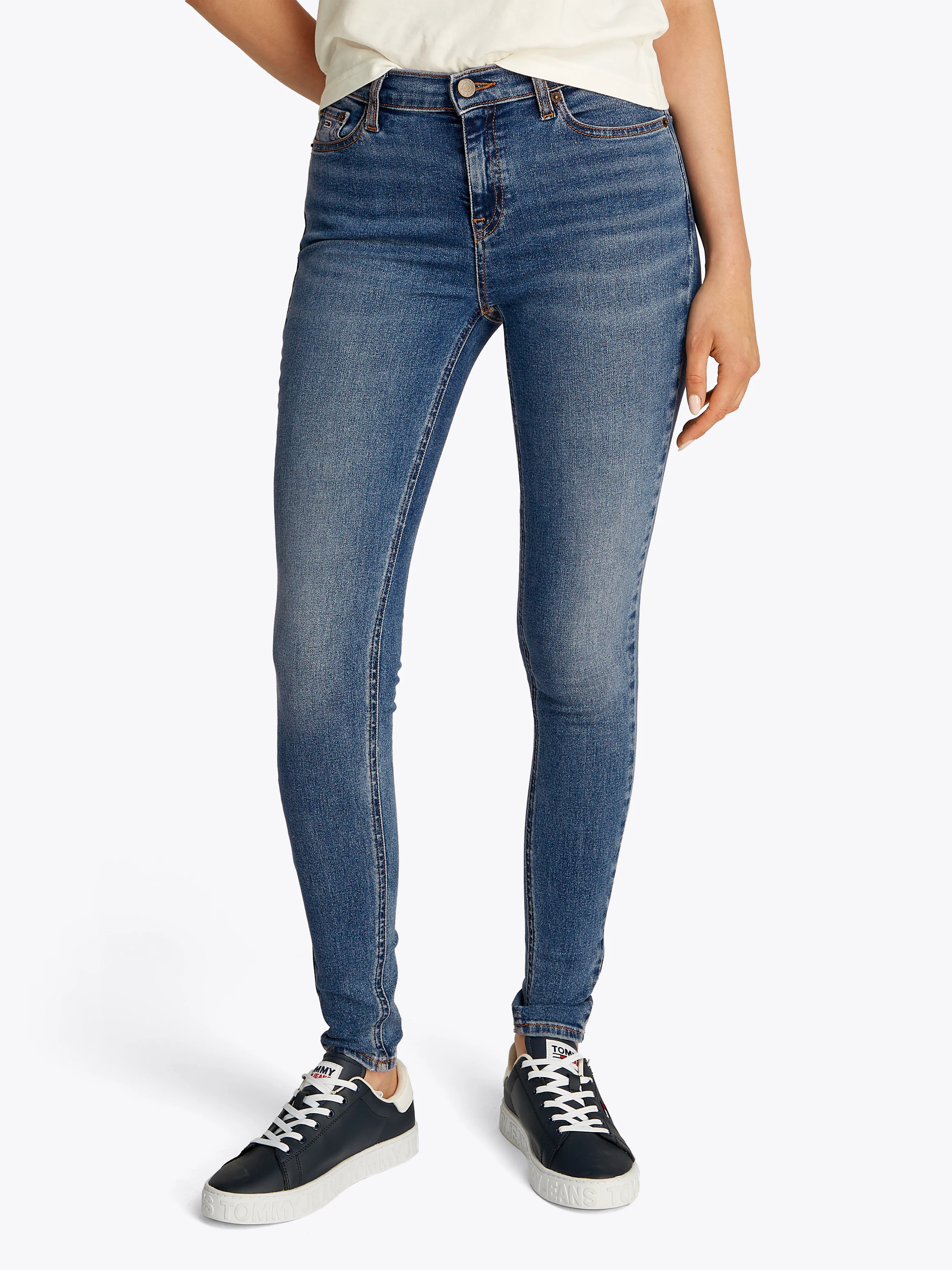 Tommy Jeans Skinny-fit-Jeans "Nora Mid Rise Skinny", mit Waschung, mit Logo günstig online kaufen