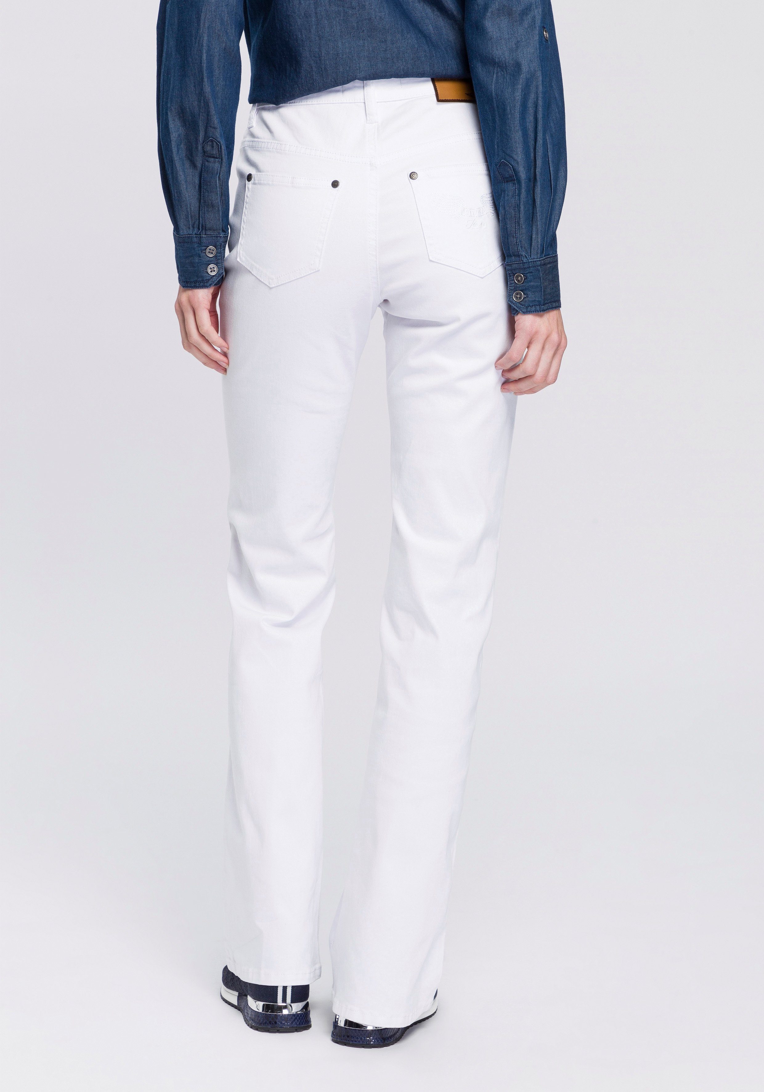 Arizona Bootcut-Jeans "Comfort-Fit", ausgestellte Beinform, mit Eingrifftas günstig online kaufen