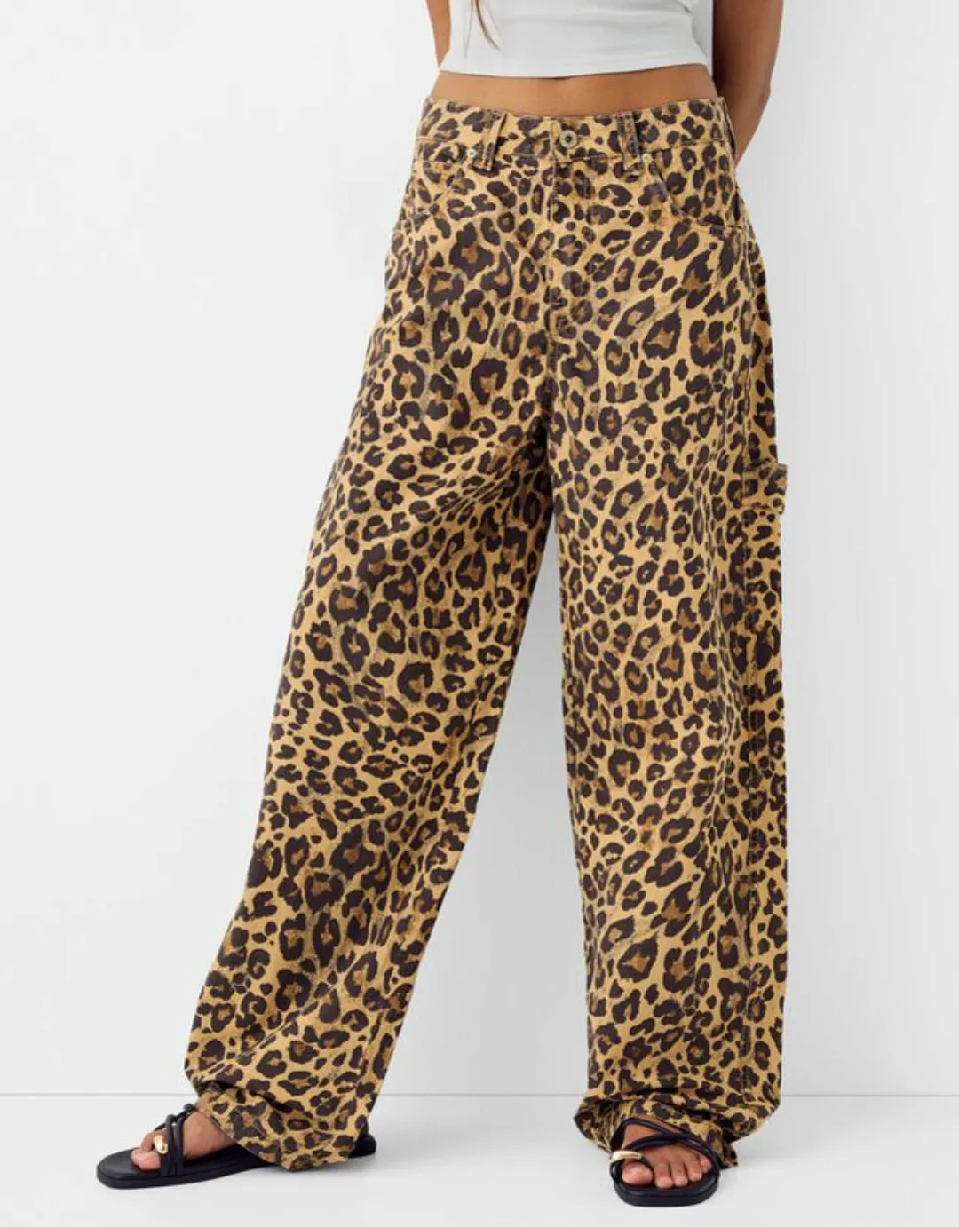 Bershka Workwear-Hose Im Balloon Fit Mit Animalprint Damen 36 Camel günstig online kaufen