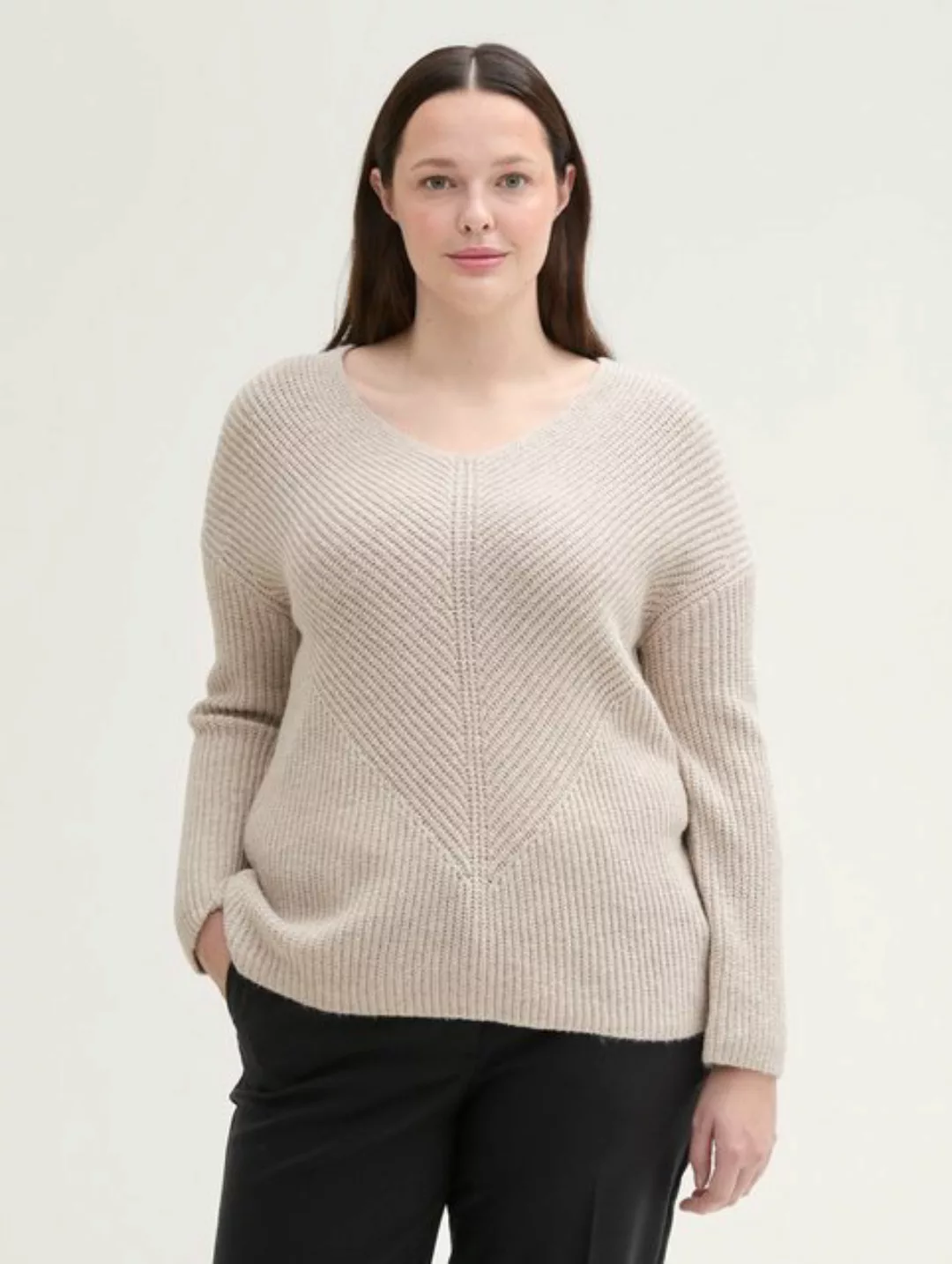 TOM TAILOR PLUS Strickpullover Plus Size - Strickpullover mit V-Ausschnitt günstig online kaufen