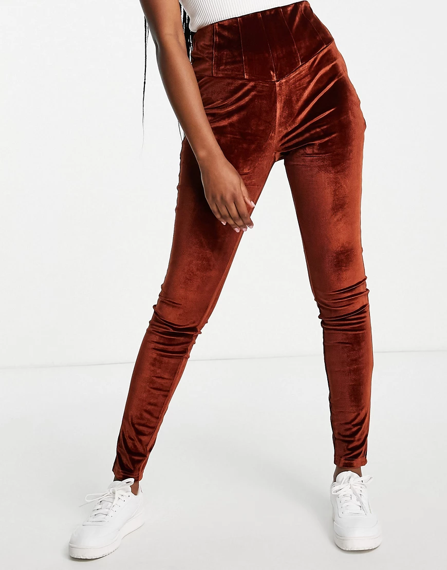 Fashion Union – Stretch-Leggings aus Samt in Rostrot-Braun günstig online kaufen