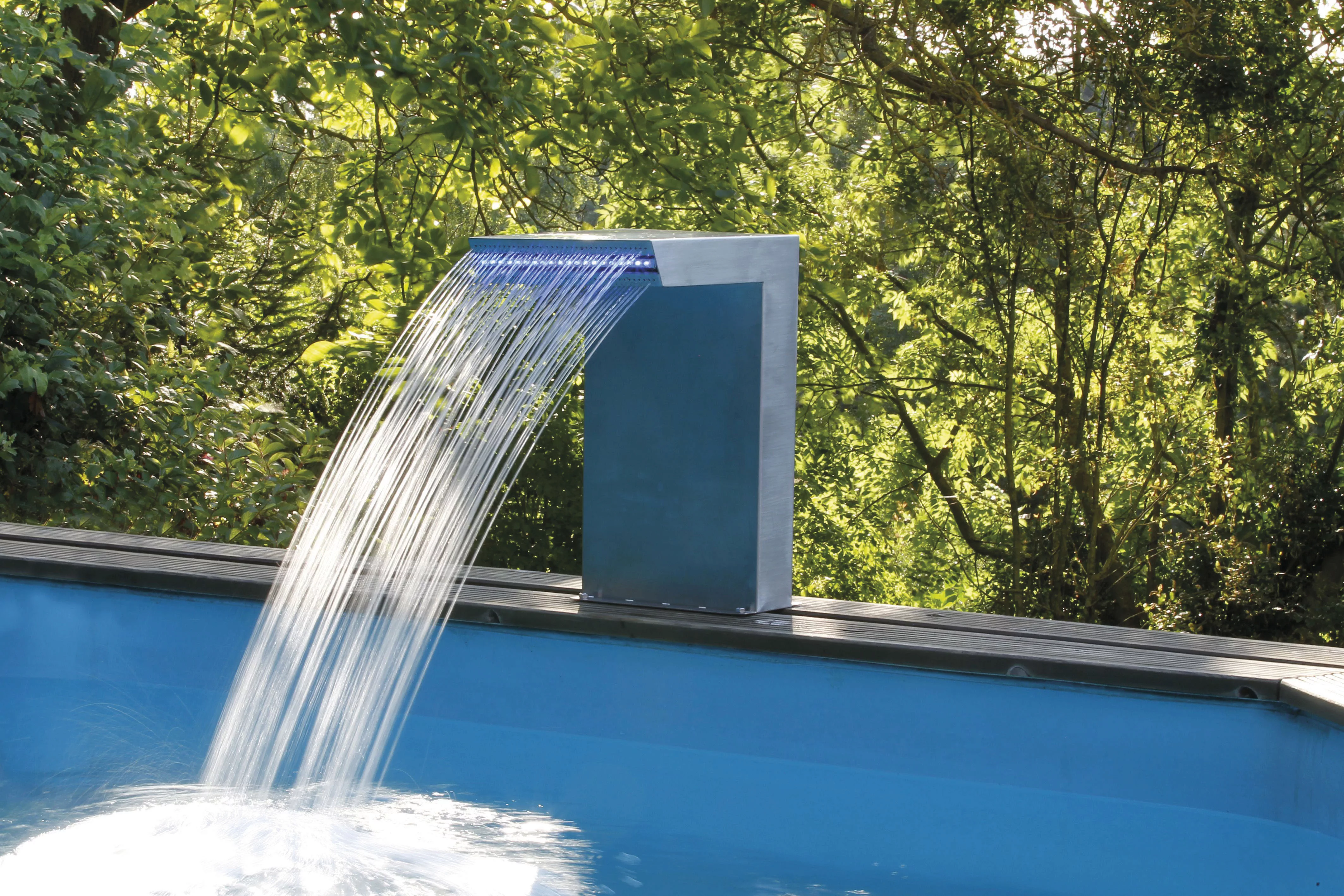 Ubbink Poolwasserfall "Straight LED", 72 feine Wasserdüsen günstig online kaufen