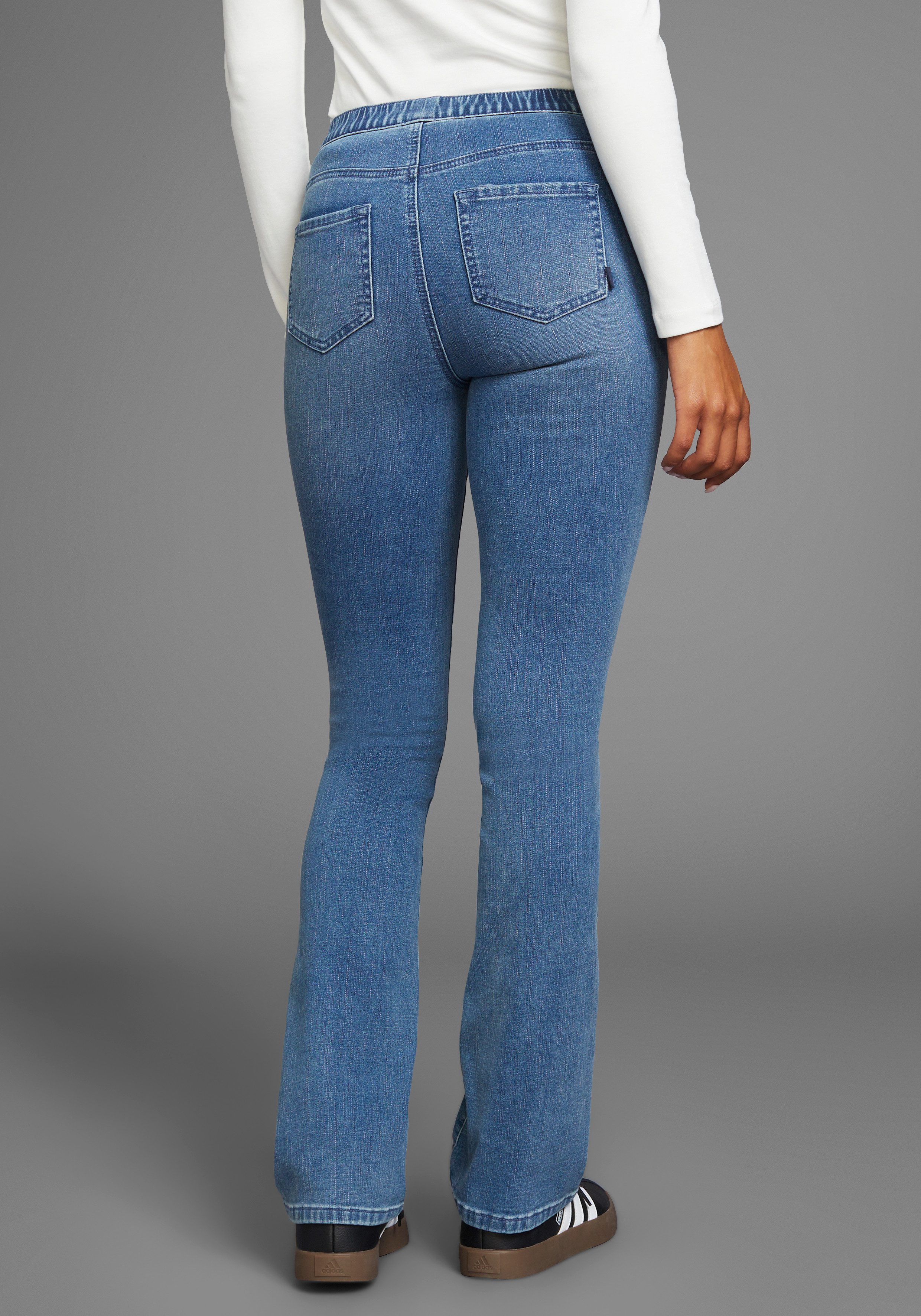 Arizona Jeansjeggings Bootcut mit leichtem Thermo günstig online kaufen