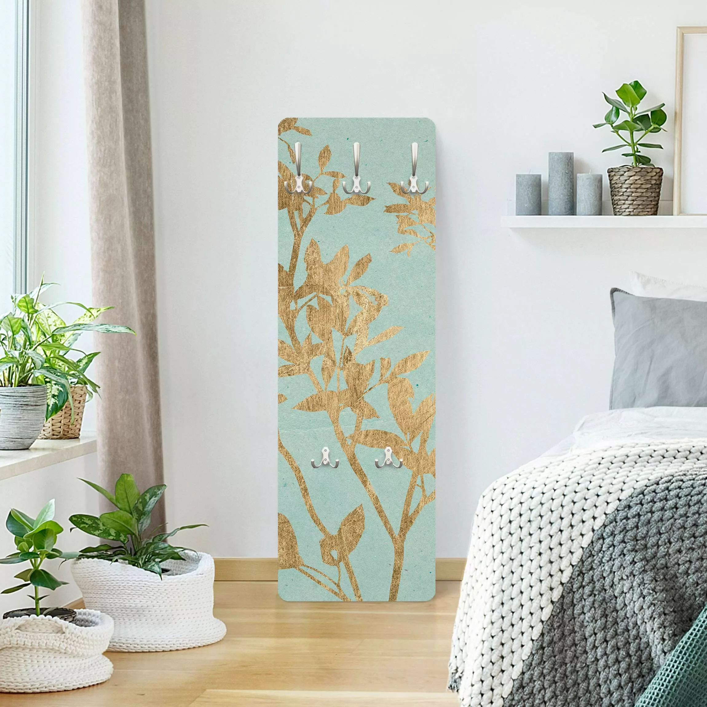 Wandgarderobe Holzpaneel Blumen Goldene Blätter auf Turquoise II günstig online kaufen