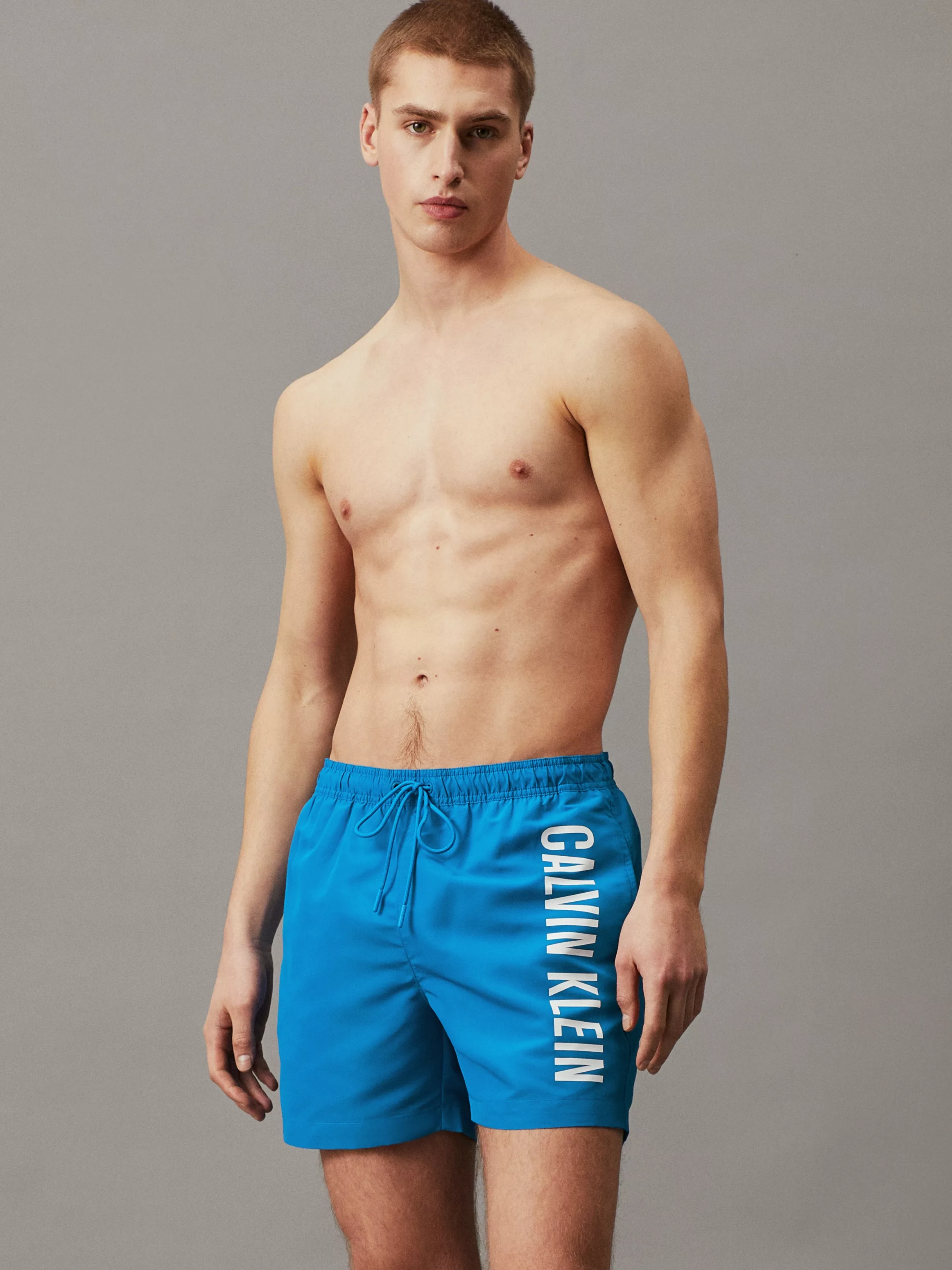 Calvin Klein Swimwear Badeshorts "MEDIUM DRAWSTRING", mit kontrastfarbenem günstig online kaufen