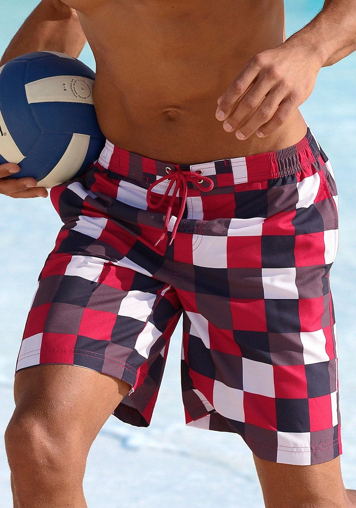 Buffalo Badeshorts im trendigen Karo-Design günstig online kaufen