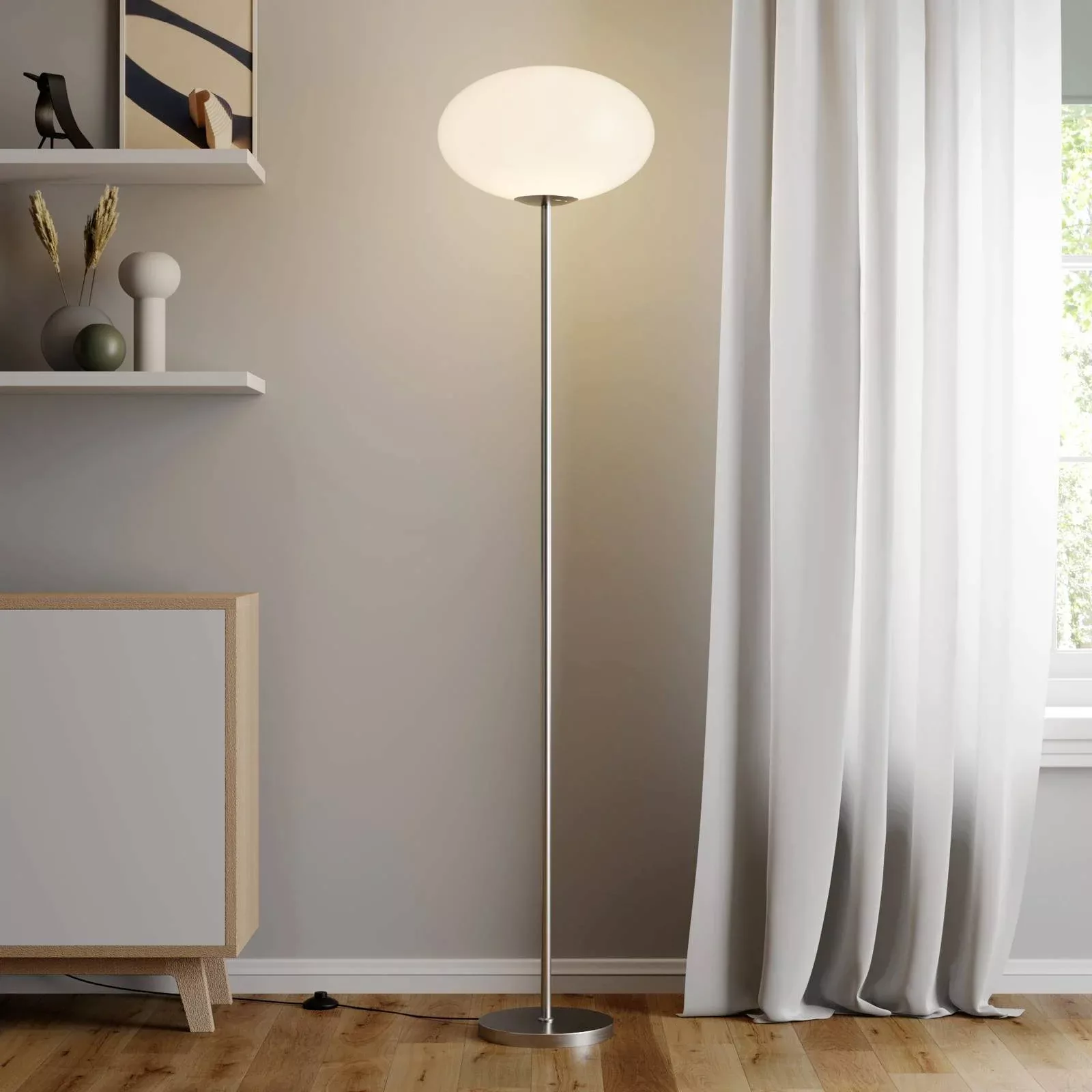 Lindby Stehlampe Sonika, 175 cm, nickelfarben, Glas, E27 günstig online kaufen