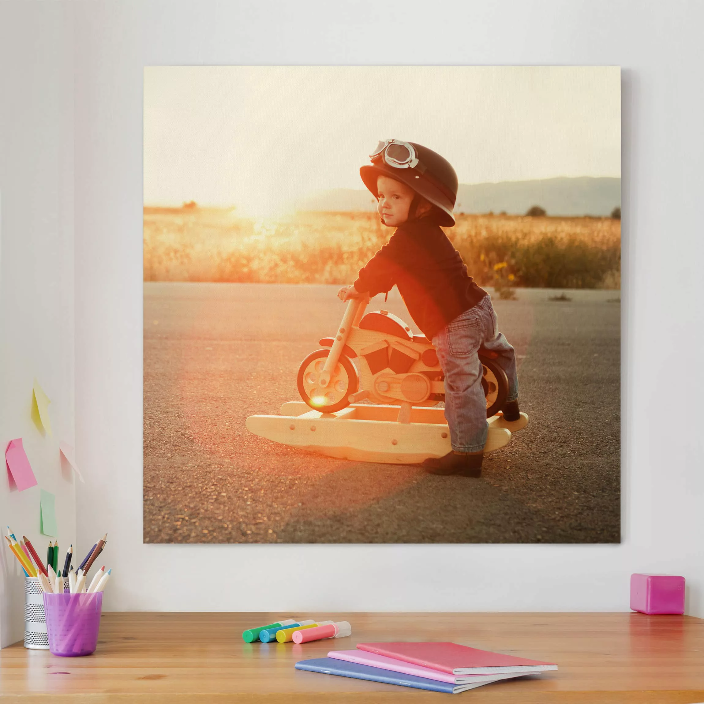 Leinwandbild Portrait - Quadrat Baby Biker günstig online kaufen