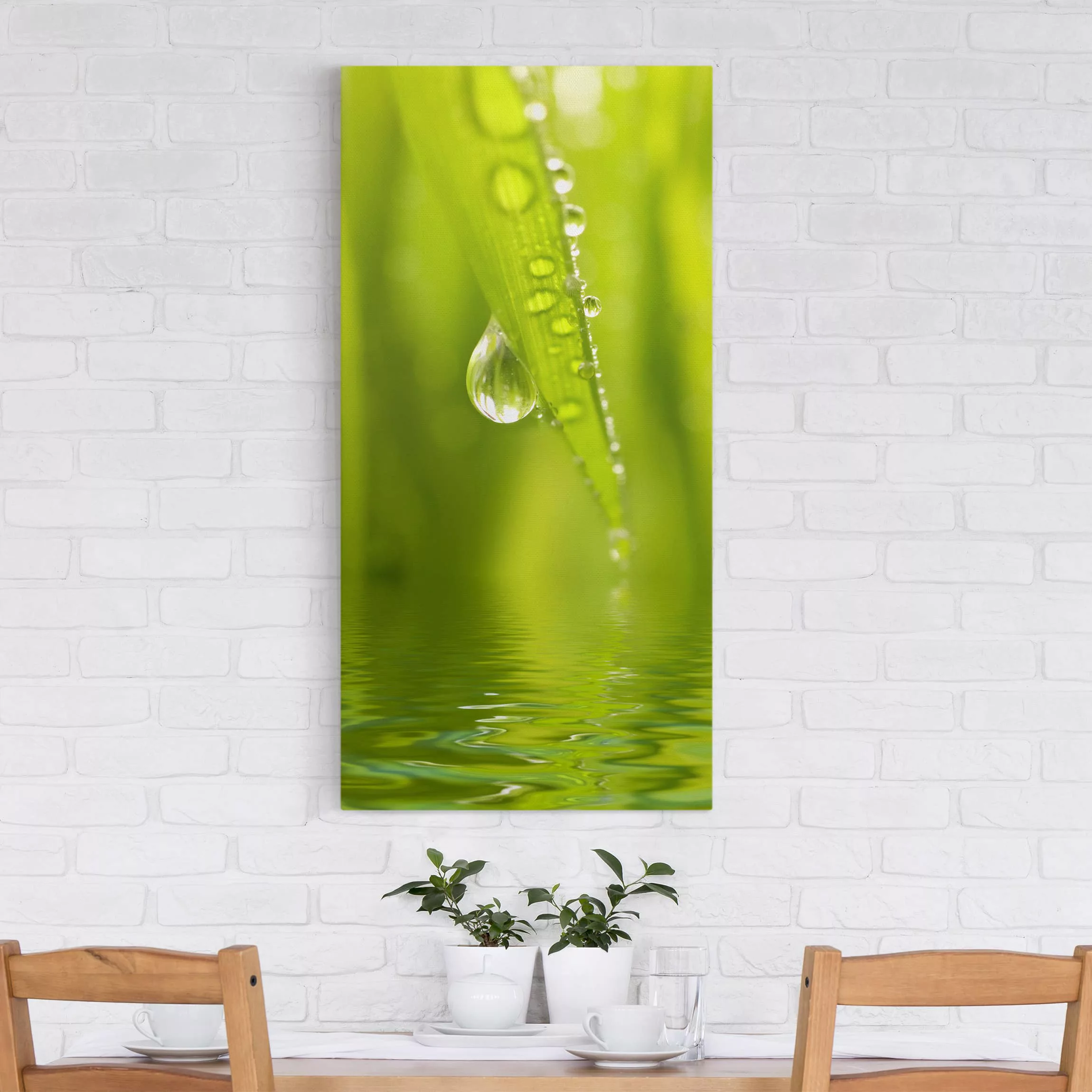 Leinwandbild Blumen - Hochformat Morning Dew günstig online kaufen